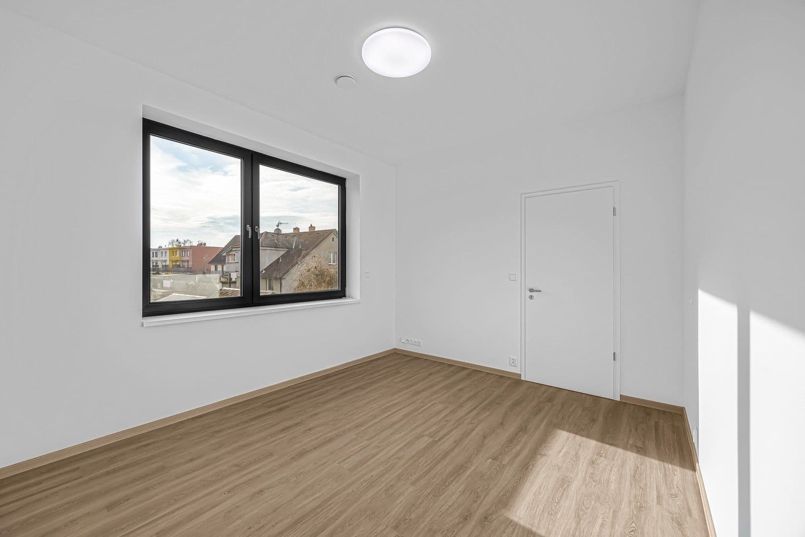 Pronájem bytu 3+kk 75 m², K Dálnici, Praha, Praha Pronájem bytu 3+kk 75 m², K Dálnici, Praha, Praha