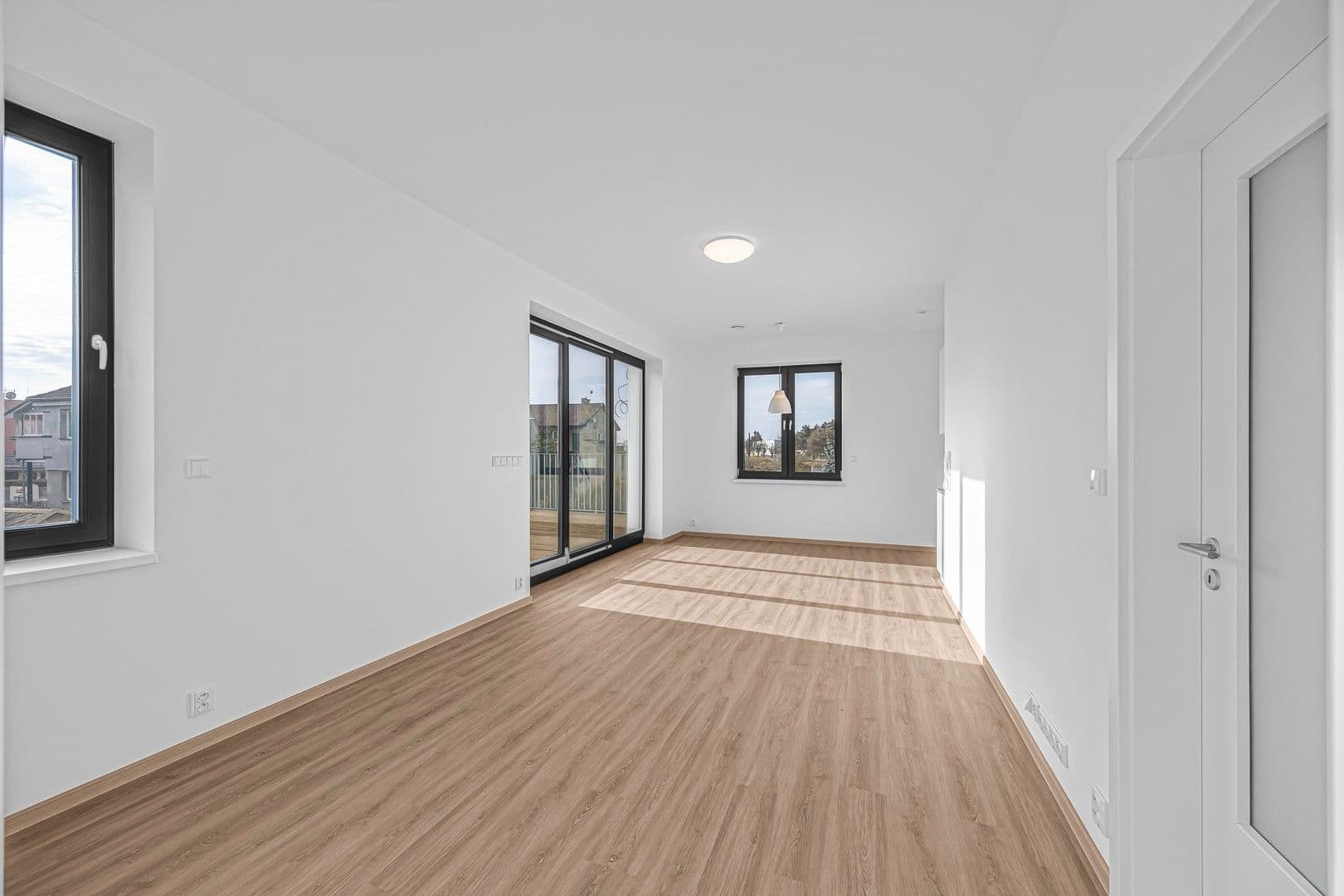 Pronájem bytu 3+kk 75 m², K Dálnici, Praha, Praha Pronájem bytu 3+kk 75 m², K Dálnici, Praha, Praha