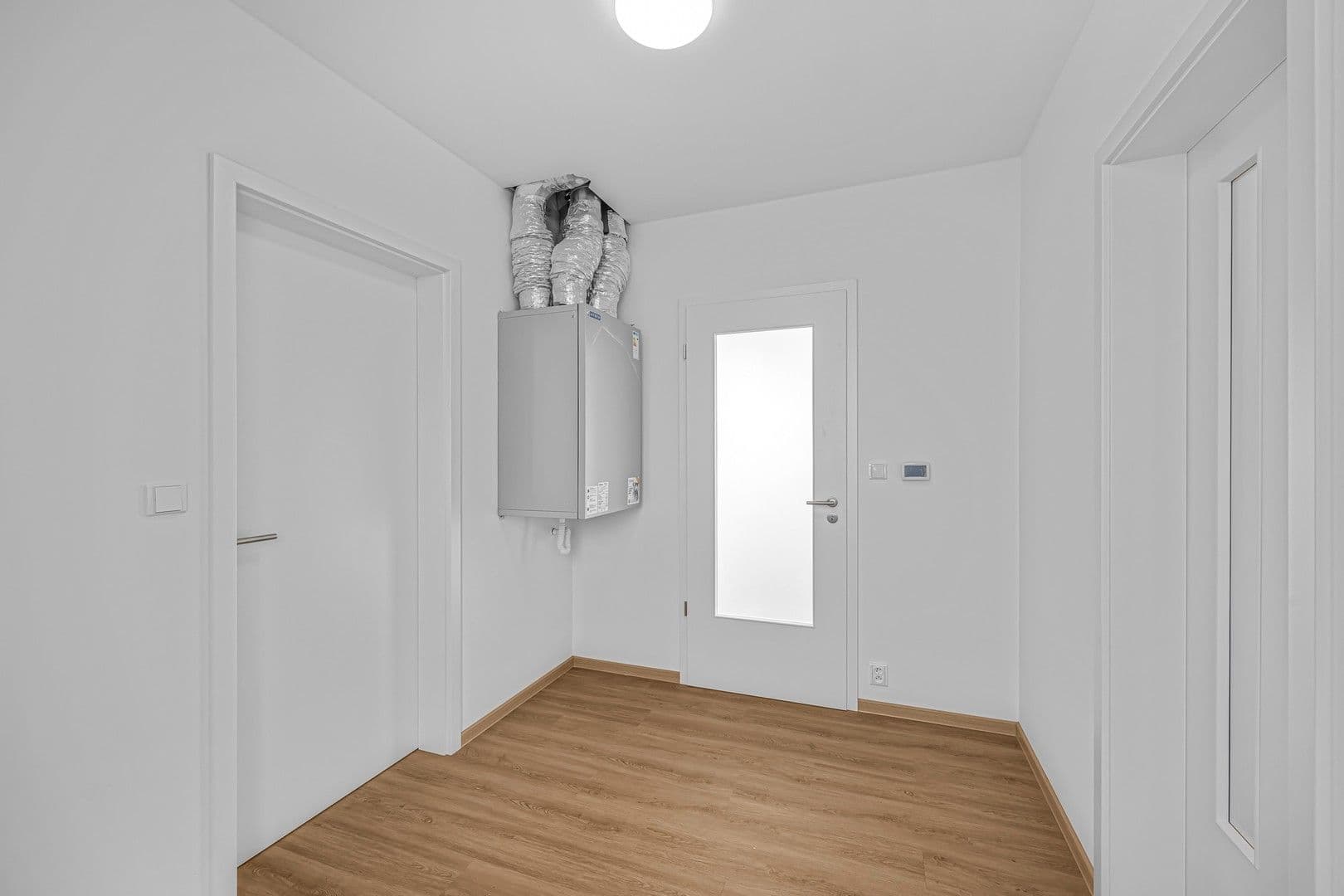 Pronájem bytu 3+kk 75 m², K Dálnici, Praha, Praha Pronájem bytu 3+kk 75 m², K Dálnici, Praha, Praha