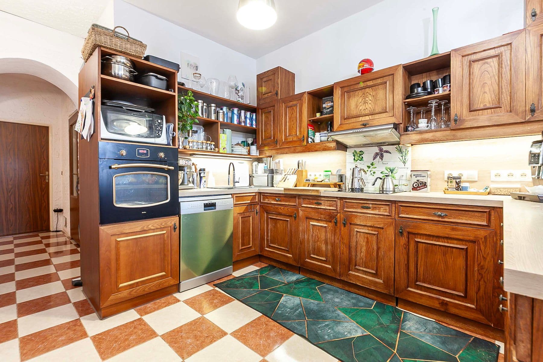 Prodej domu 464 m², pozemek 609 m², náměstí 1. máje, Chrastava, Liberecký kraj Prodej domu 464 m², pozemek 609 m², náměstí 1. máje, Chrastava, Liberecký kraj