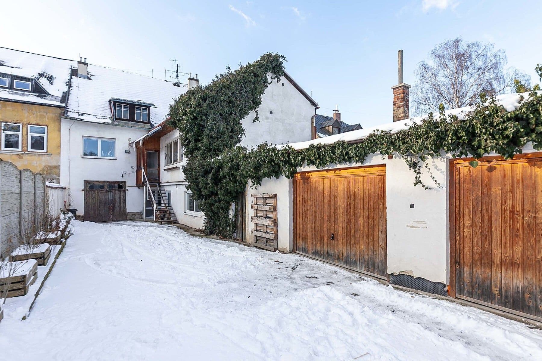 Prodej domu 464 m², pozemek 609 m², náměstí 1. máje, Chrastava, Liberecký kraj Prodej domu 464 m², pozemek 609 m², náměstí 1. máje, Chrastava, Liberecký kraj