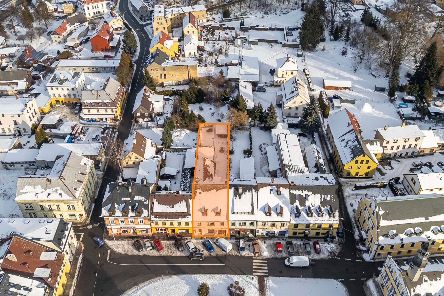 Prodej domu 464 m², pozemek 609 m², náměstí 1. máje, Chrastava, Liberecký kraj Prodej domu 464 m², pozemek 609 m², náměstí 1. máje, Chrastava, Liberecký kraj