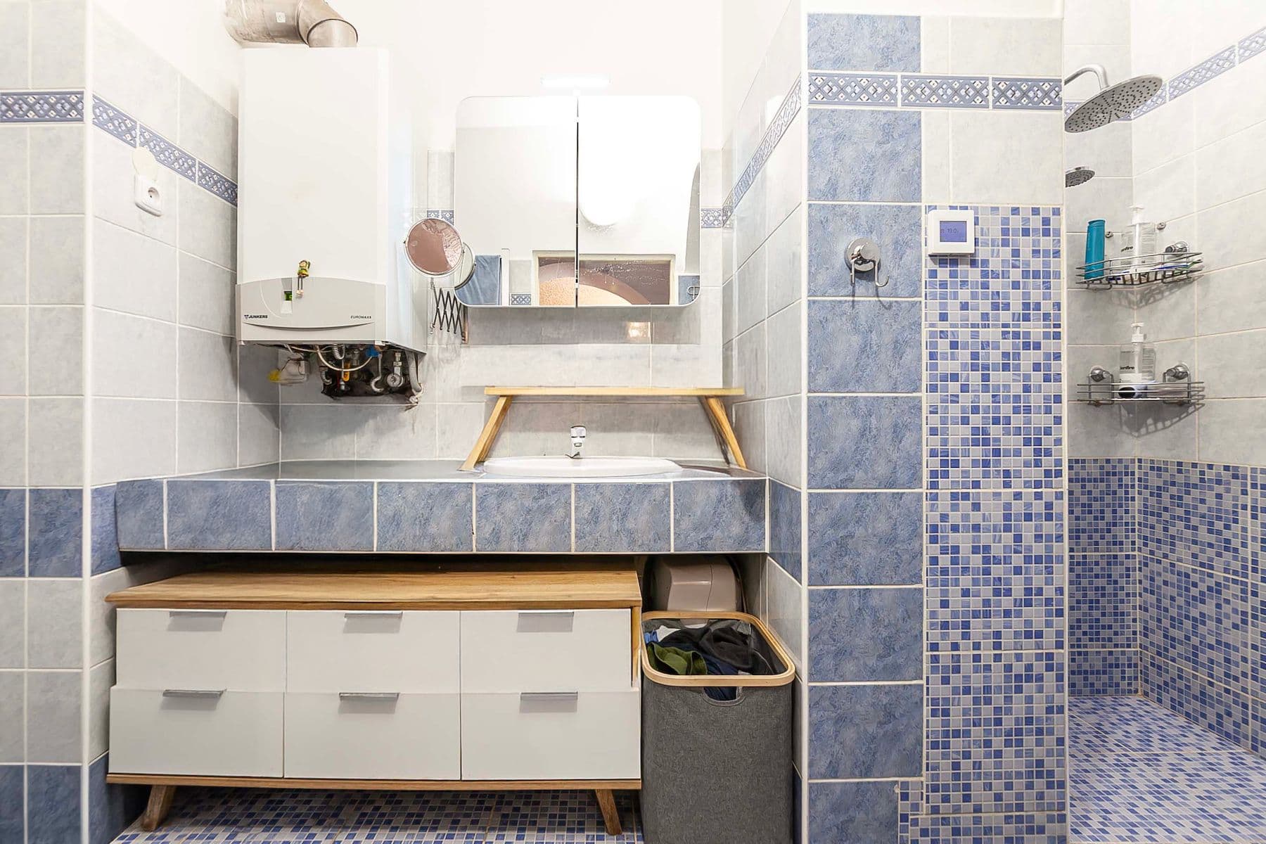 Prodej domu 464 m², pozemek 609 m², náměstí 1. máje, Chrastava, Liberecký kraj Prodej domu 464 m², pozemek 609 m², náměstí 1. máje, Chrastava, Liberecký kraj