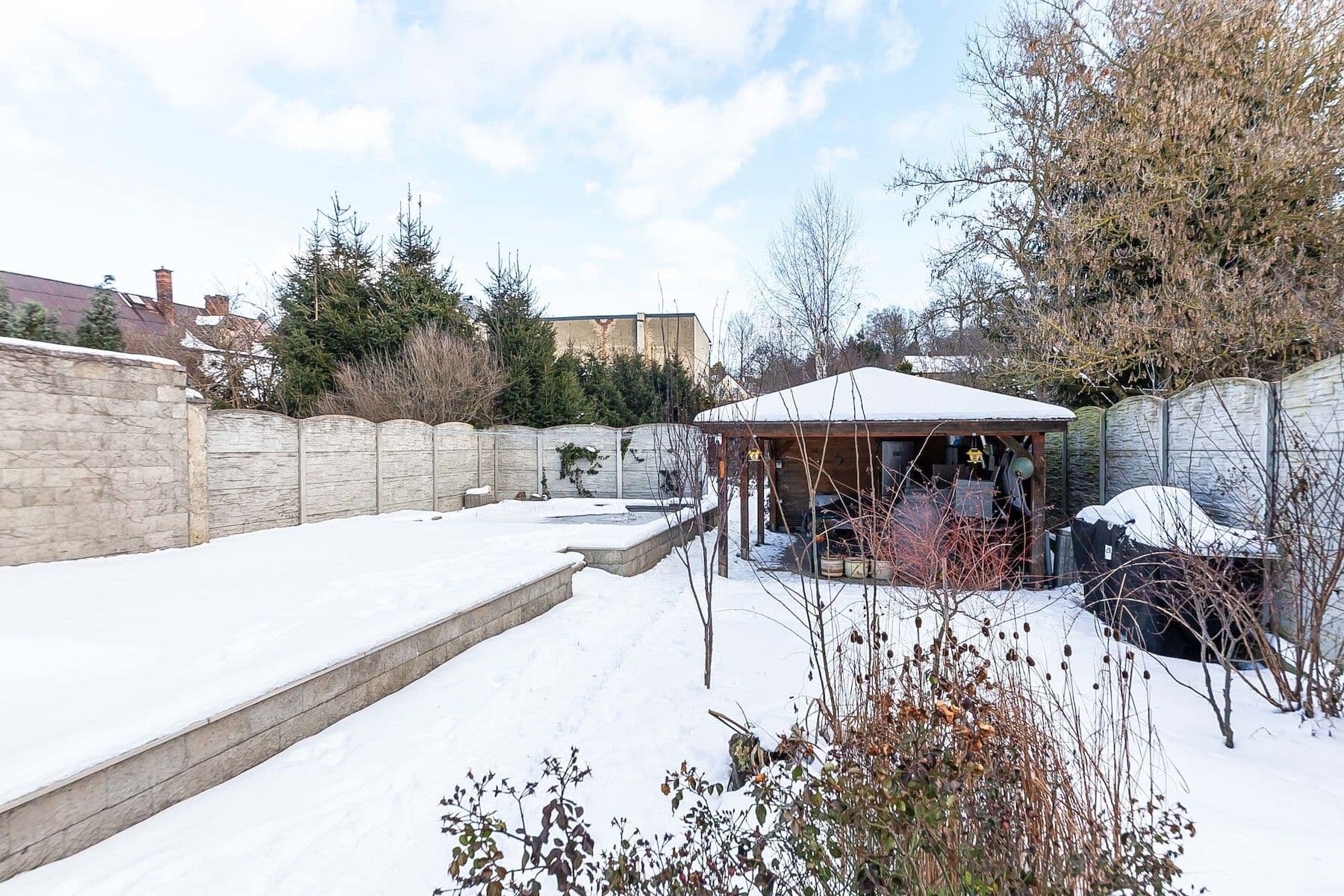 Prodej domu 464 m², pozemek 609 m², náměstí 1. máje, Chrastava, Liberecký kraj Prodej domu 464 m², pozemek 609 m², náměstí 1. máje, Chrastava, Liberecký kraj