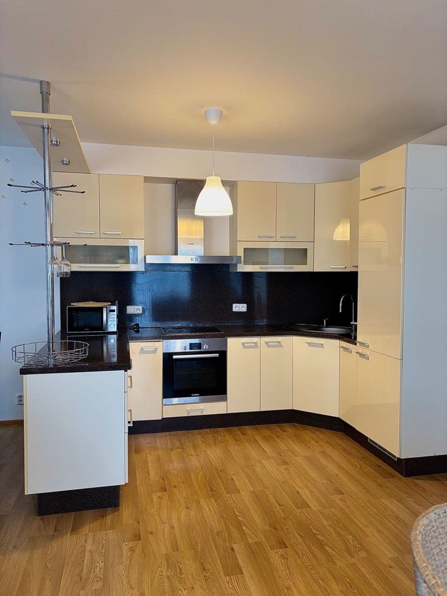 Pronájem bytu 3+kk 82 m², Sazovická, Praha, Praha Pronájem bytu 3+kk 82 m², Sazovická, Praha, Praha