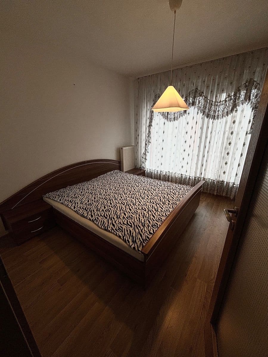 Pronájem bytu 3+kk 82 m², Sazovická, Praha, Praha Pronájem bytu 3+kk 82 m², Sazovická, Praha, Praha