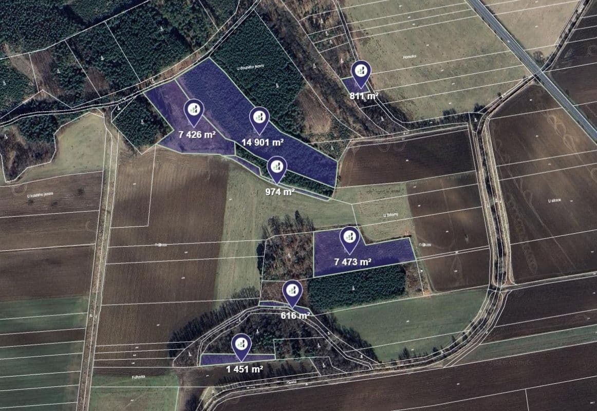 Prodej pozemku 85.678 m², Oseček, Středočeský kraj Prodej pozemku 85.678 m², Oseček, Středočeský kraj