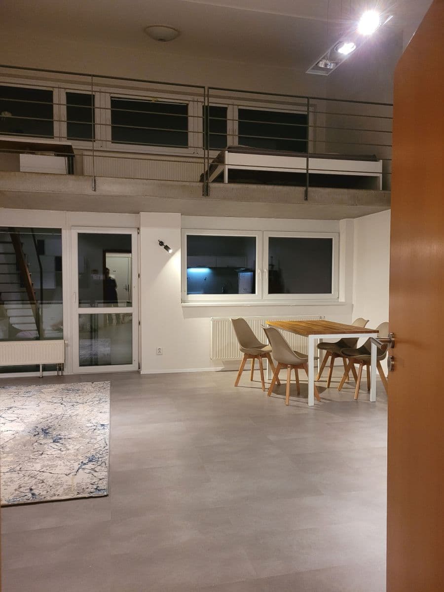 Pronájem bytu 56 m², Moutnická, Brno, Jihomoravský kraj Pronájem bytu 56 m², Moutnická, Brno, Jihomoravský kraj