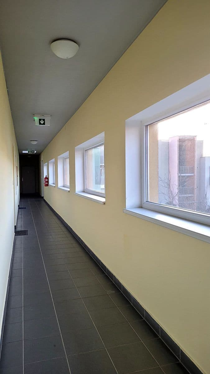 Pronájem bytu 56 m², Moutnická, Brno, Jihomoravský kraj Pronájem bytu 56 m², Moutnická, Brno, Jihomoravský kraj