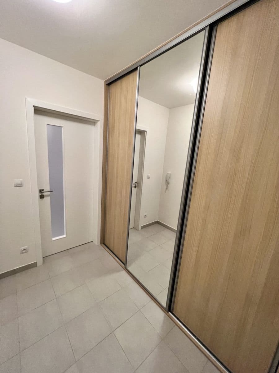 Prodej bytu 2+kk 38 m², Olgy Havlové, Praha, Praha Prodej bytu 2+kk 38 m², Olgy Havlové, Praha, Praha