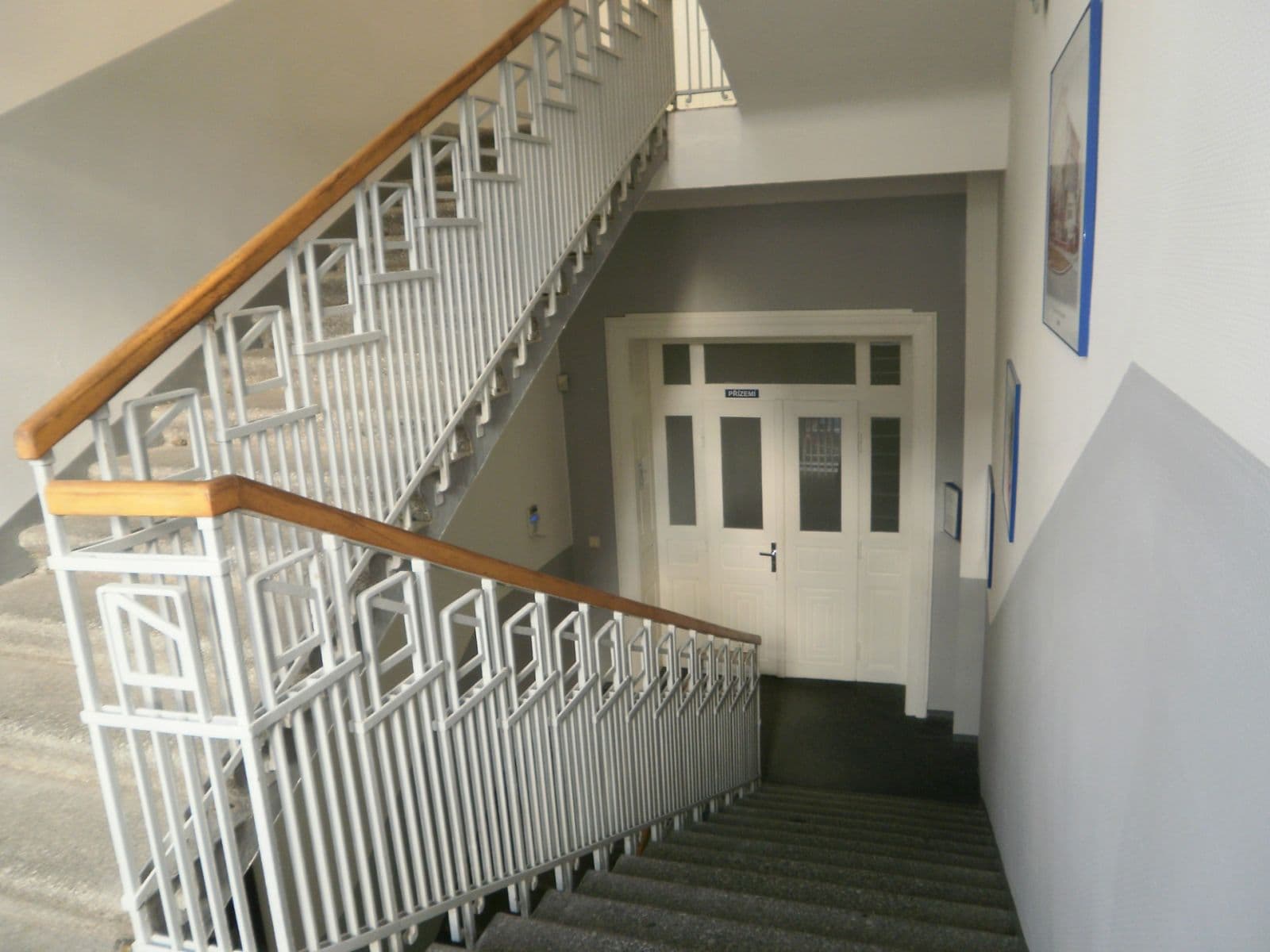 Pronájem kanceláře 295 m², Huťská, Kladno, Středočeský kraj Pronájem kanceláře 295 m², Huťská, Kladno, Středočeský kraj