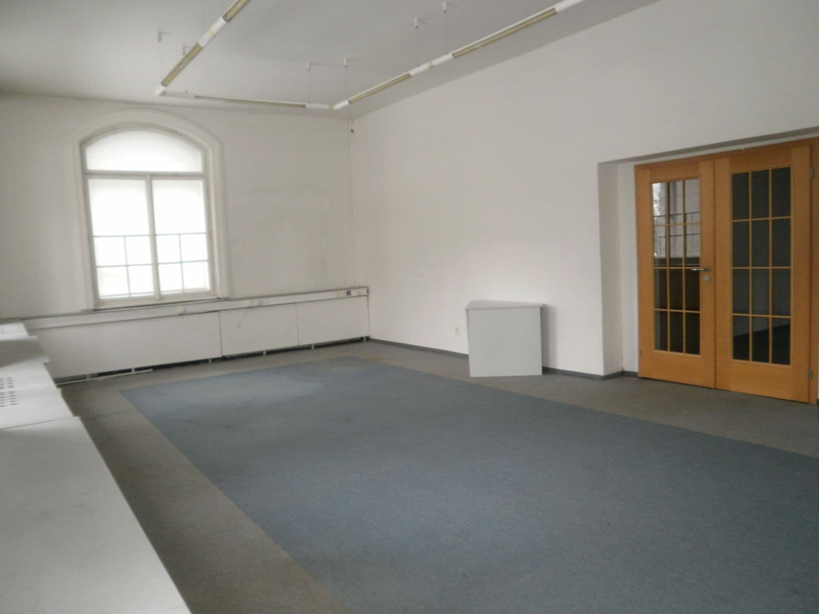 Pronájem kanceláře 295 m², Huťská, Kladno, Středočeský kraj Pronájem kanceláře 295 m², Huťská, Kladno, Středočeský kraj