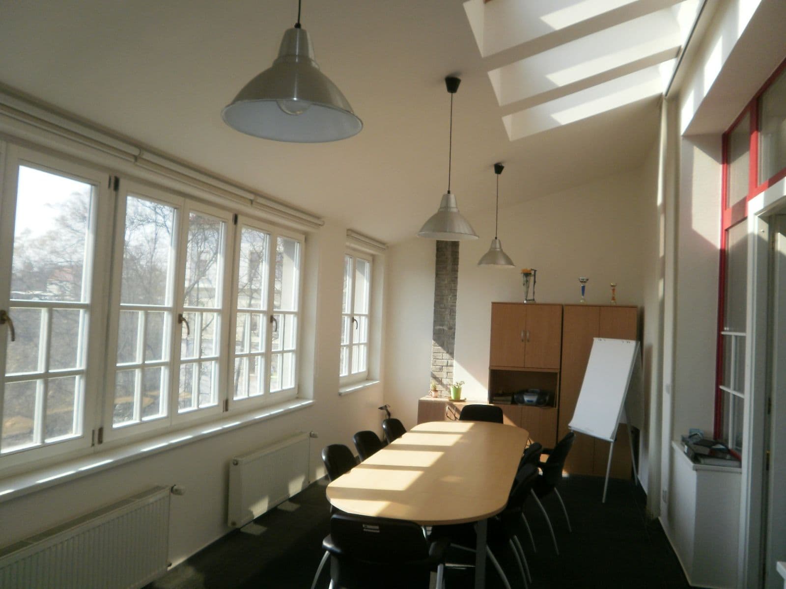 Pronájem kanceláře 295 m², Huťská, Kladno, Středočeský kraj Pronájem kanceláře 295 m², Huťská, Kladno, Středočeský kraj