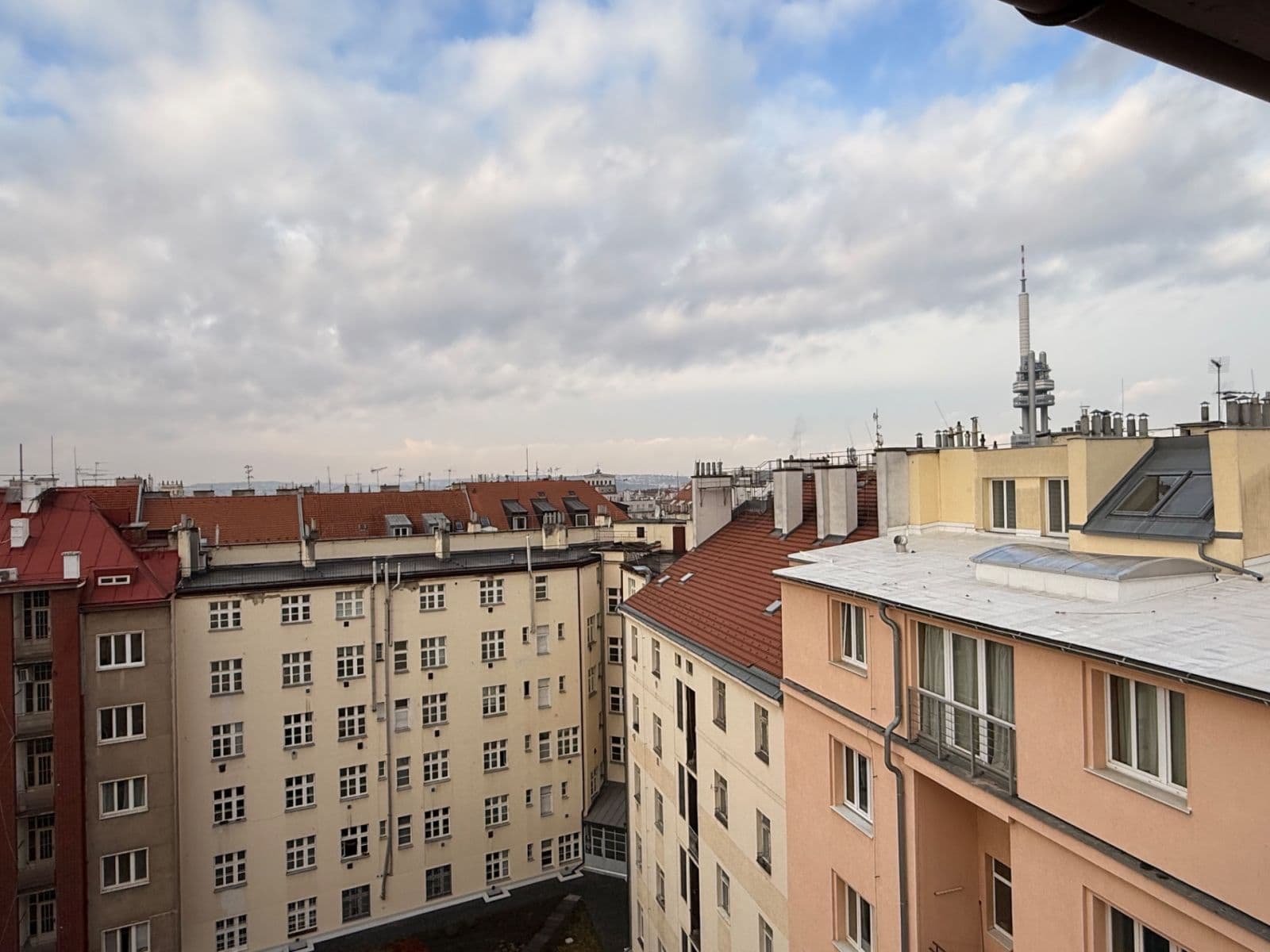 Pronájem bytu 2+kk 82 m², Boleslavská, Praha, Praha Pronájem bytu 2+kk 82 m², Boleslavská, Praha, Praha
