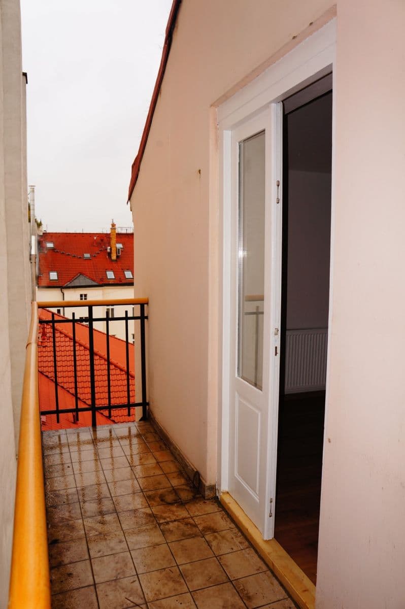 Pronájem bytu 3+kk 110 m², Karlovo náměstí, Praha, Praha Pronájem bytu 3+kk 110 m², Karlovo náměstí, Praha, Praha