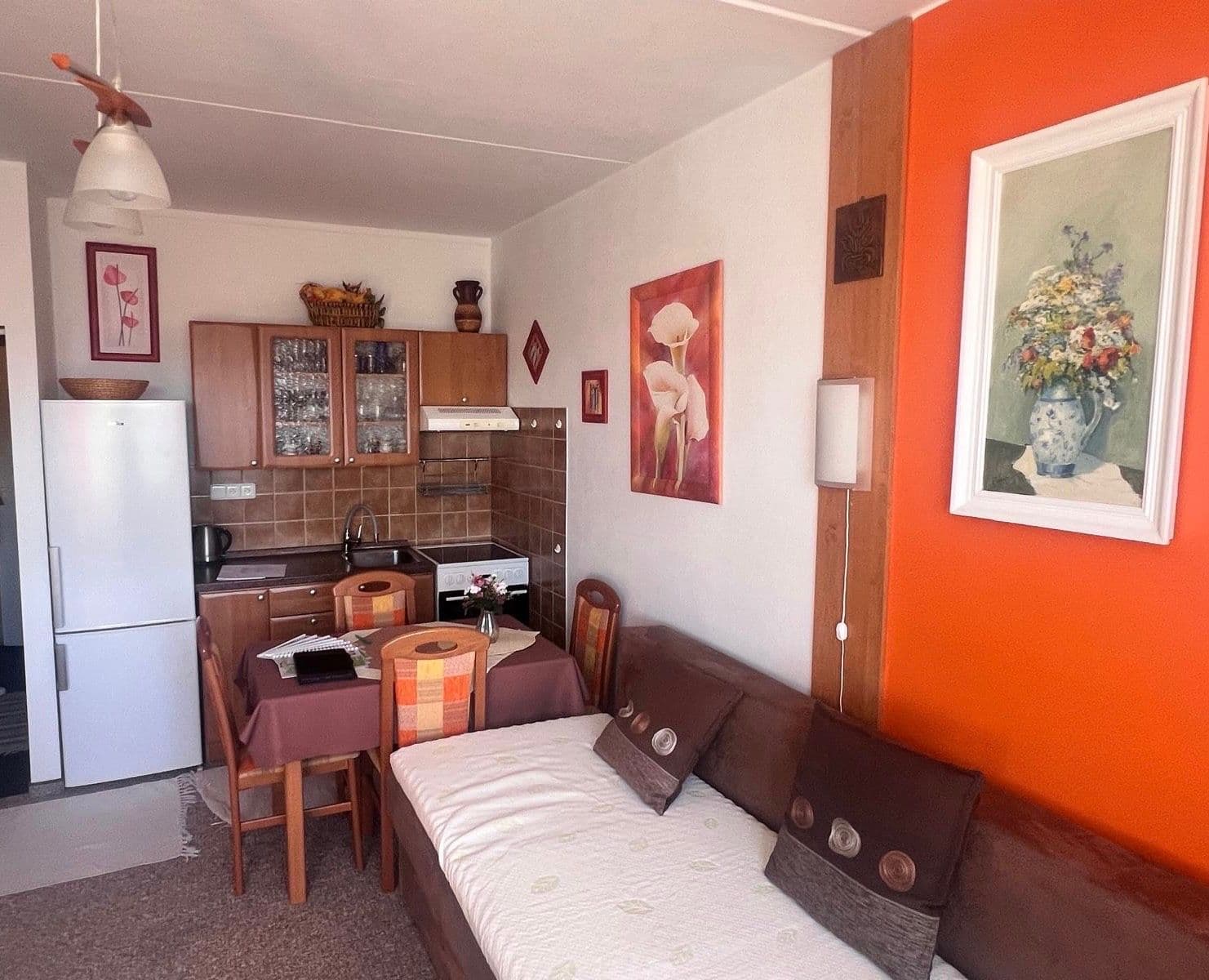 Pronájem bytu 1+kk 24 m², Přátelství, Cheb, Karlovarský kraj Pronájem bytu 1+kk 24 m², Přátelství, Cheb, Karlovarský kraj