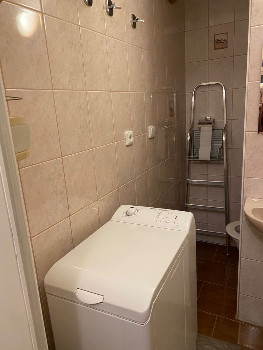 Pronájem bytu 1+kk 24 m², Přátelství, Cheb, Karlovarský kraj Pronájem bytu 1+kk 24 m², Přátelství, Cheb, Karlovarský kraj