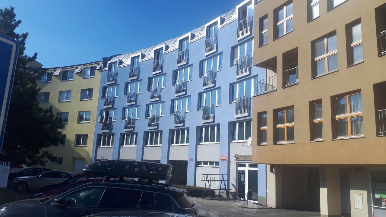 Pronájem bytu 3+kk 81 m², Suchdolské náměstí, Praha, Praha Pronájem bytu 3+kk 81 m², Suchdolské náměstí, Praha, Praha