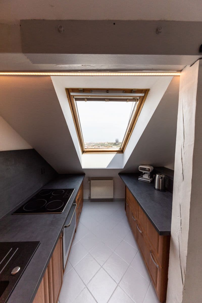 Pronájem bytu 35 m², Na Neklance, Praha, Praha Pronájem bytu 35 m², Na Neklance, Praha, Praha