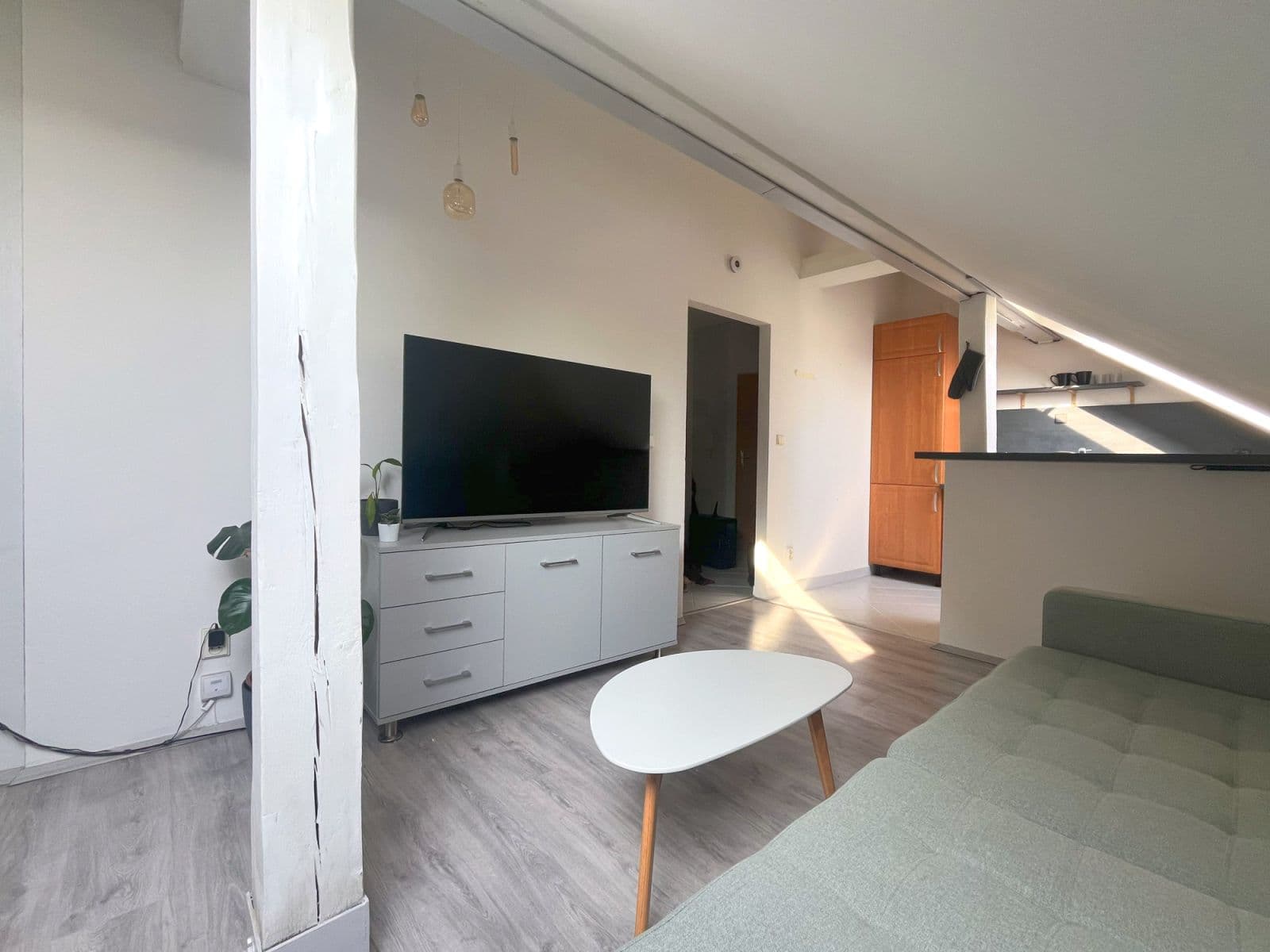 Pronájem bytu 35 m², Na Neklance, Praha, Praha Pronájem bytu 35 m², Na Neklance, Praha, Praha