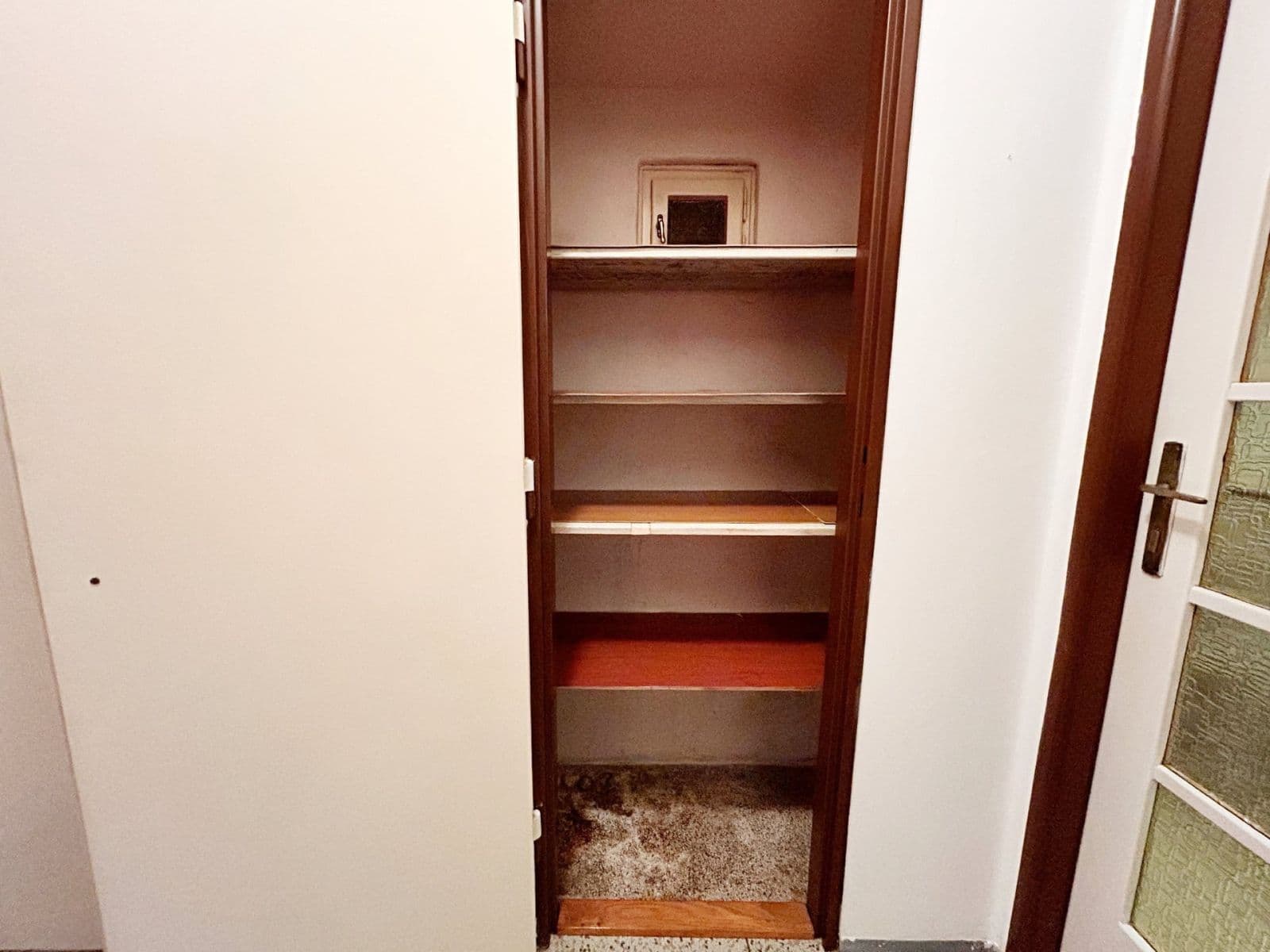 Pronájem bytu 1+1 33 m², Pod strojírnami, Praha, Praha Pronájem bytu 1+1 33 m², Pod strojírnami, Praha, Praha