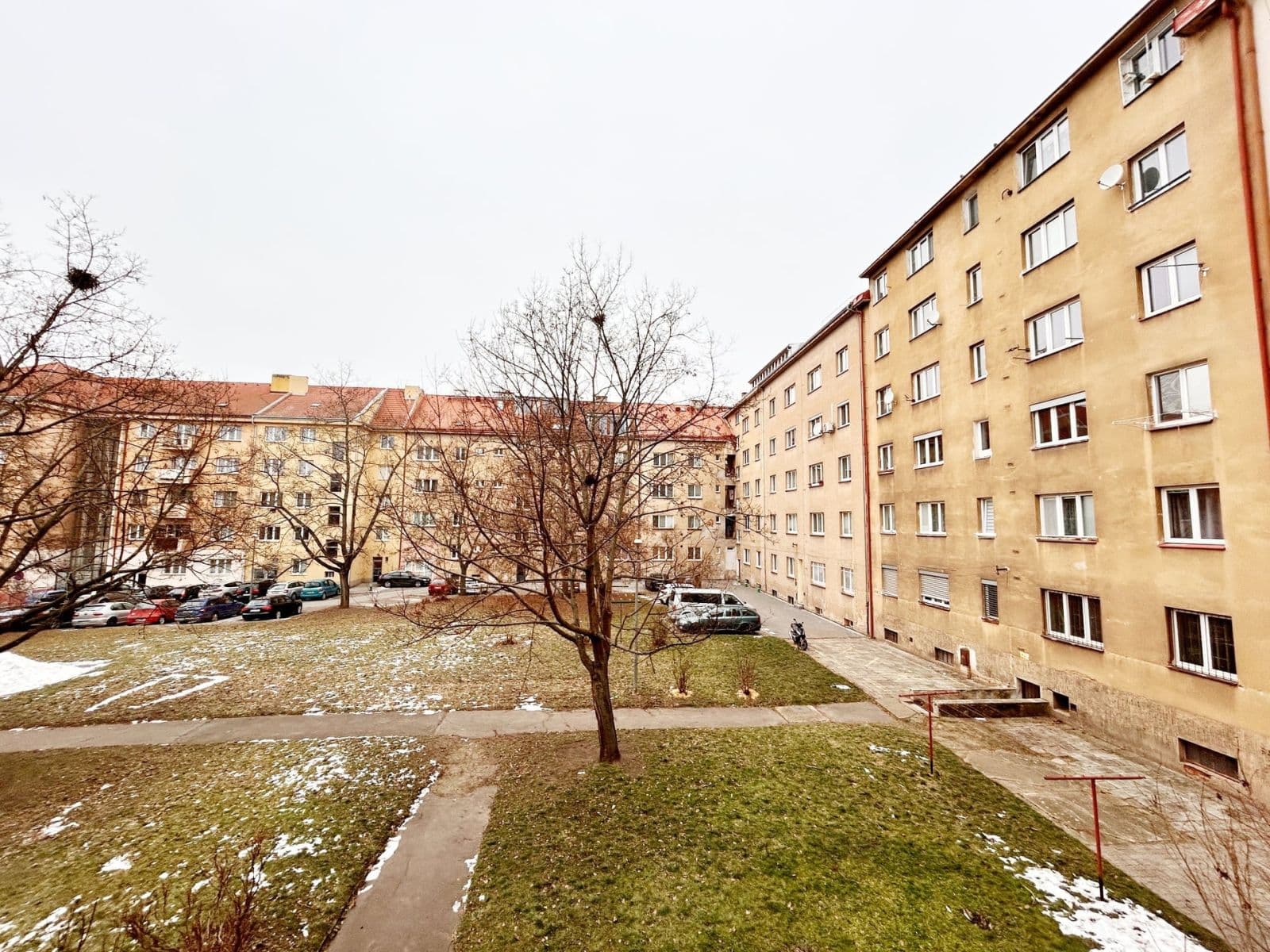 Pronájem bytu 1+1 33 m², Pod strojírnami, Praha, Praha Pronájem bytu 1+1 33 m², Pod strojírnami, Praha, Praha