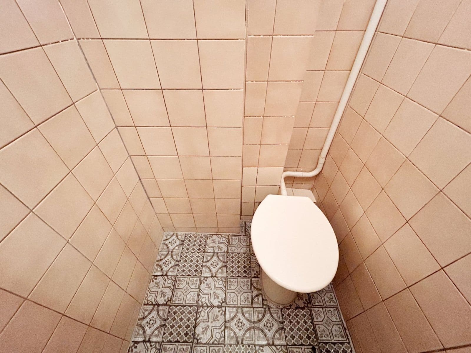 Pronájem bytu 1+1 33 m², Pod strojírnami, Praha, Praha Pronájem bytu 1+1 33 m², Pod strojírnami, Praha, Praha