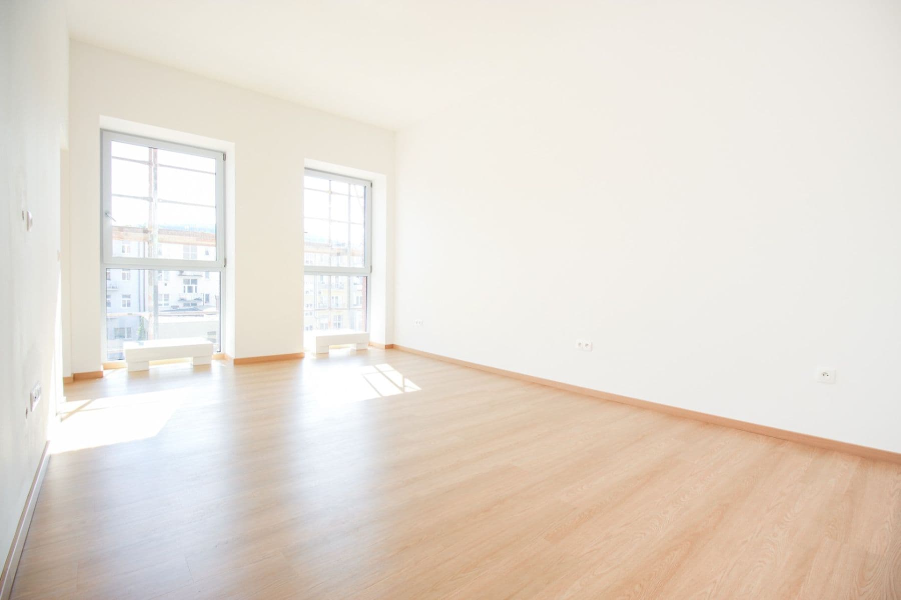 Pronájem bytu 2+kk 61 m², Lorencova, Zlín, Zlínský kraj Pronájem bytu 2+kk 61 m², Lorencova, Zlín, Zlínský kraj