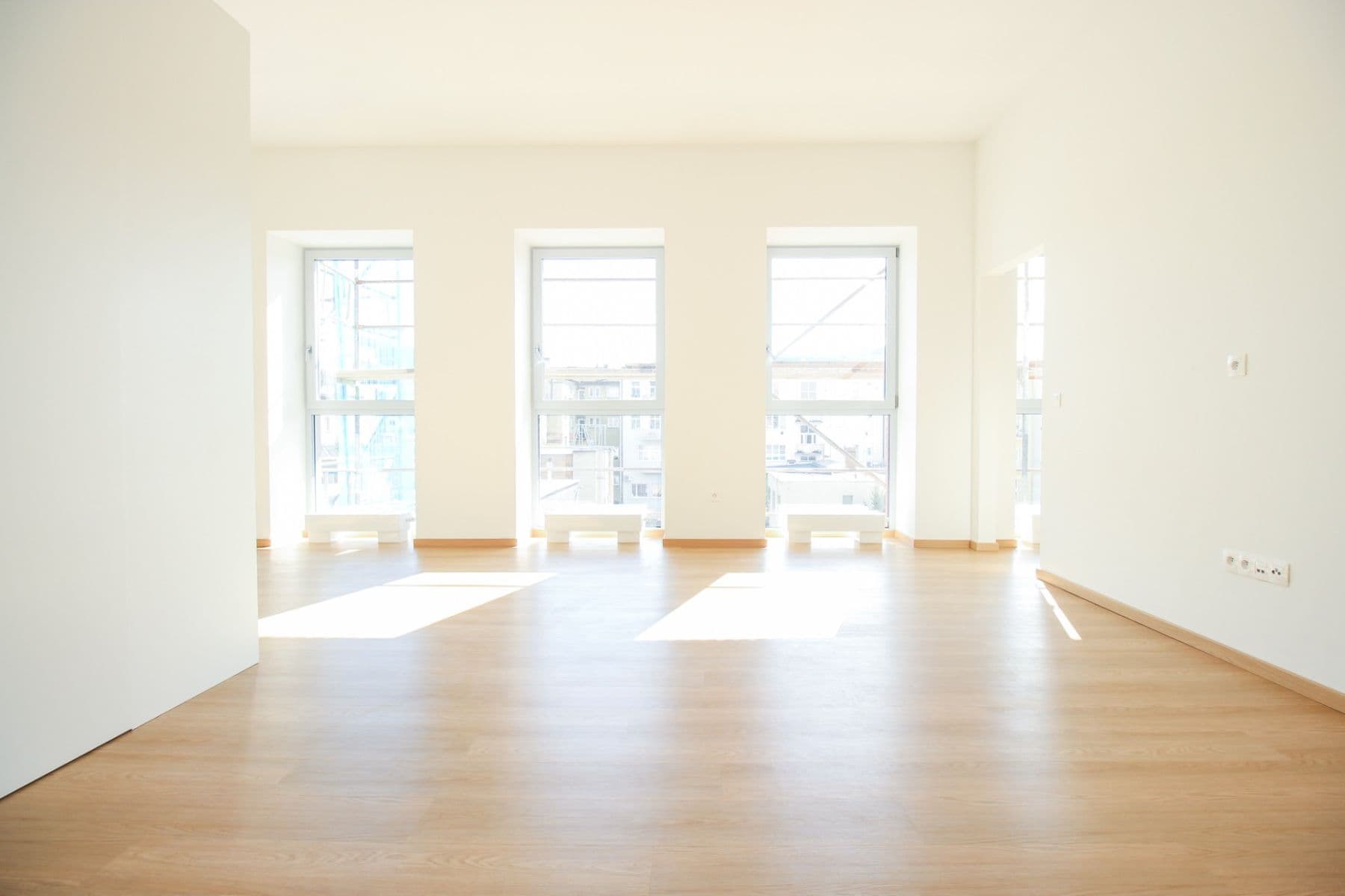 Pronájem bytu 2+kk 61 m², Lorencova, Zlín, Zlínský kraj Pronájem bytu 2+kk 61 m², Lorencova, Zlín, Zlínský kraj