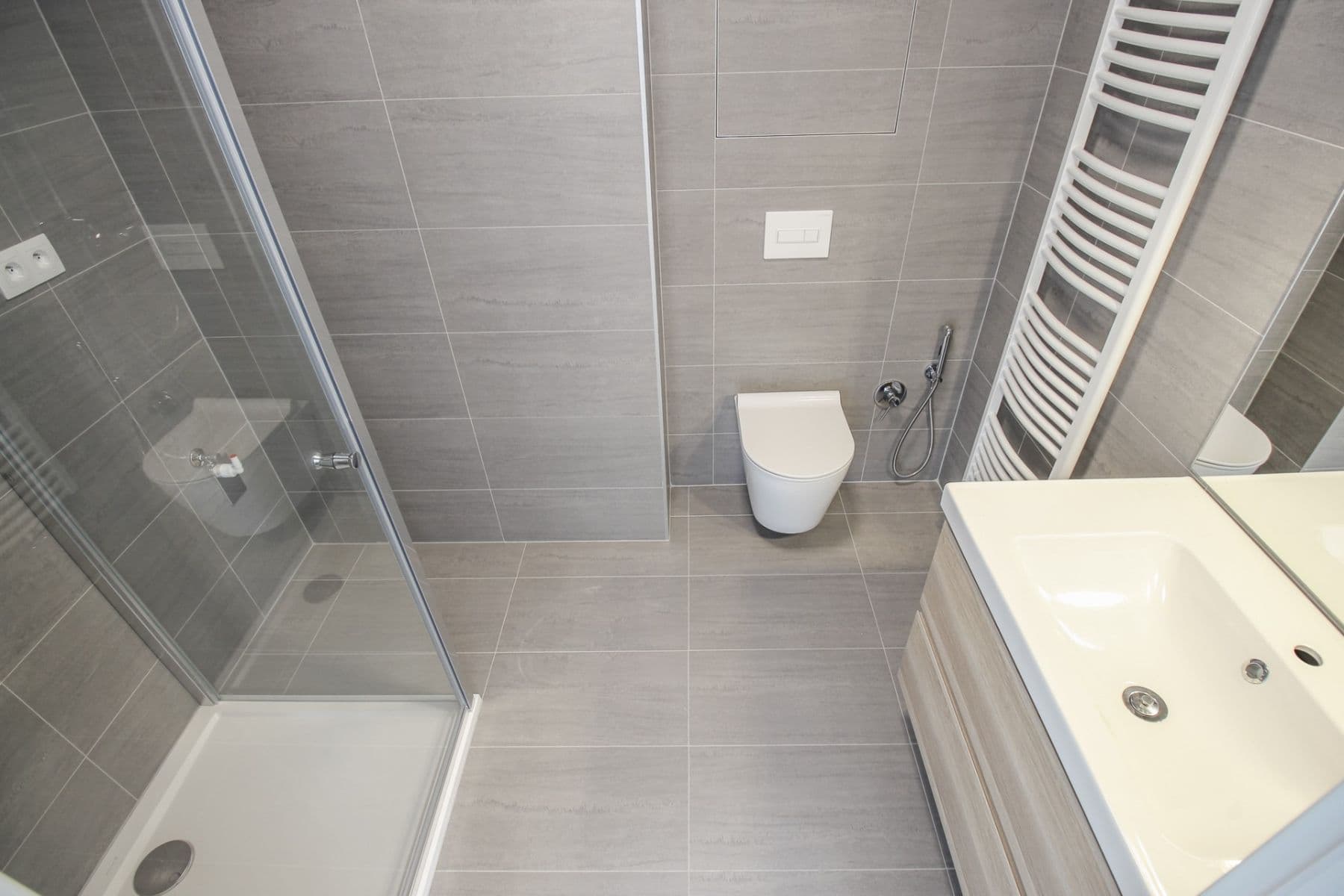 Pronájem bytu 2+kk 61 m², Lorencova, Zlín, Zlínský kraj Pronájem bytu 2+kk 61 m², Lorencova, Zlín, Zlínský kraj