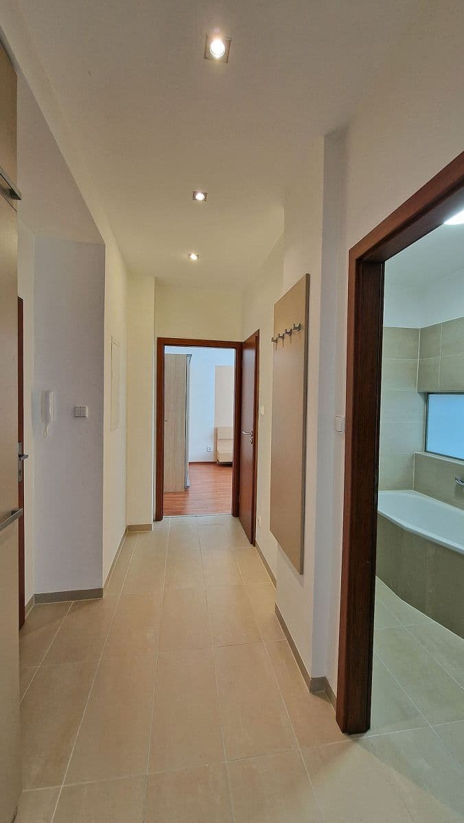 Pronájem bytu 2+1 50 m², Karla Pokorného, Ostrava, Moravskoslezský kraj Pronájem bytu 2+1 50 m², Karla Pokorného, Ostrava, Moravskoslezský kraj