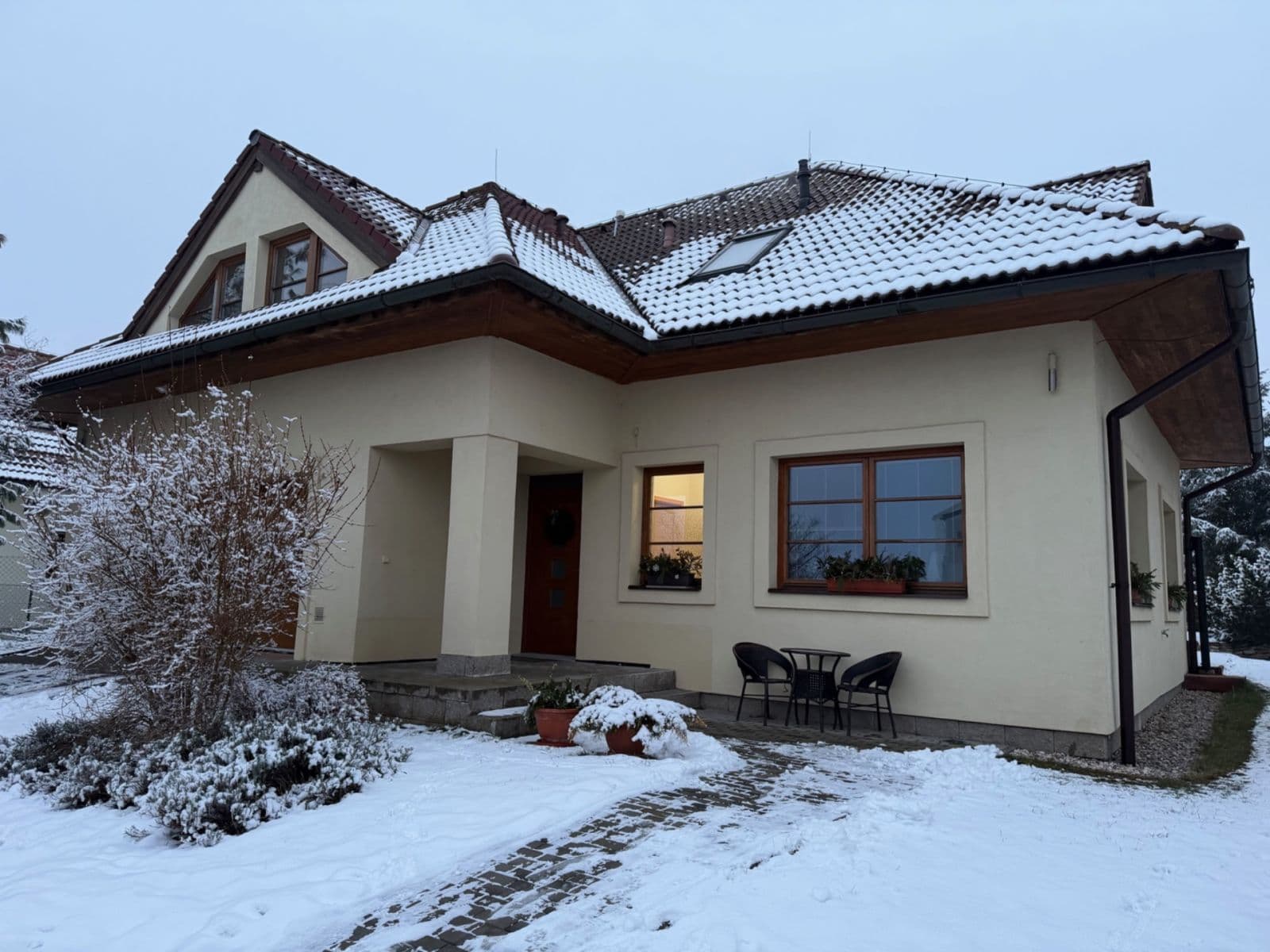 Pronájem domu 279 m², pozemek 659 m², Edvarda Beneše, Horoměřice, Středočeský kraj Pronájem domu 279 m², pozemek 659 m², Edvarda Beneše, Horoměřice, Středočeský kraj