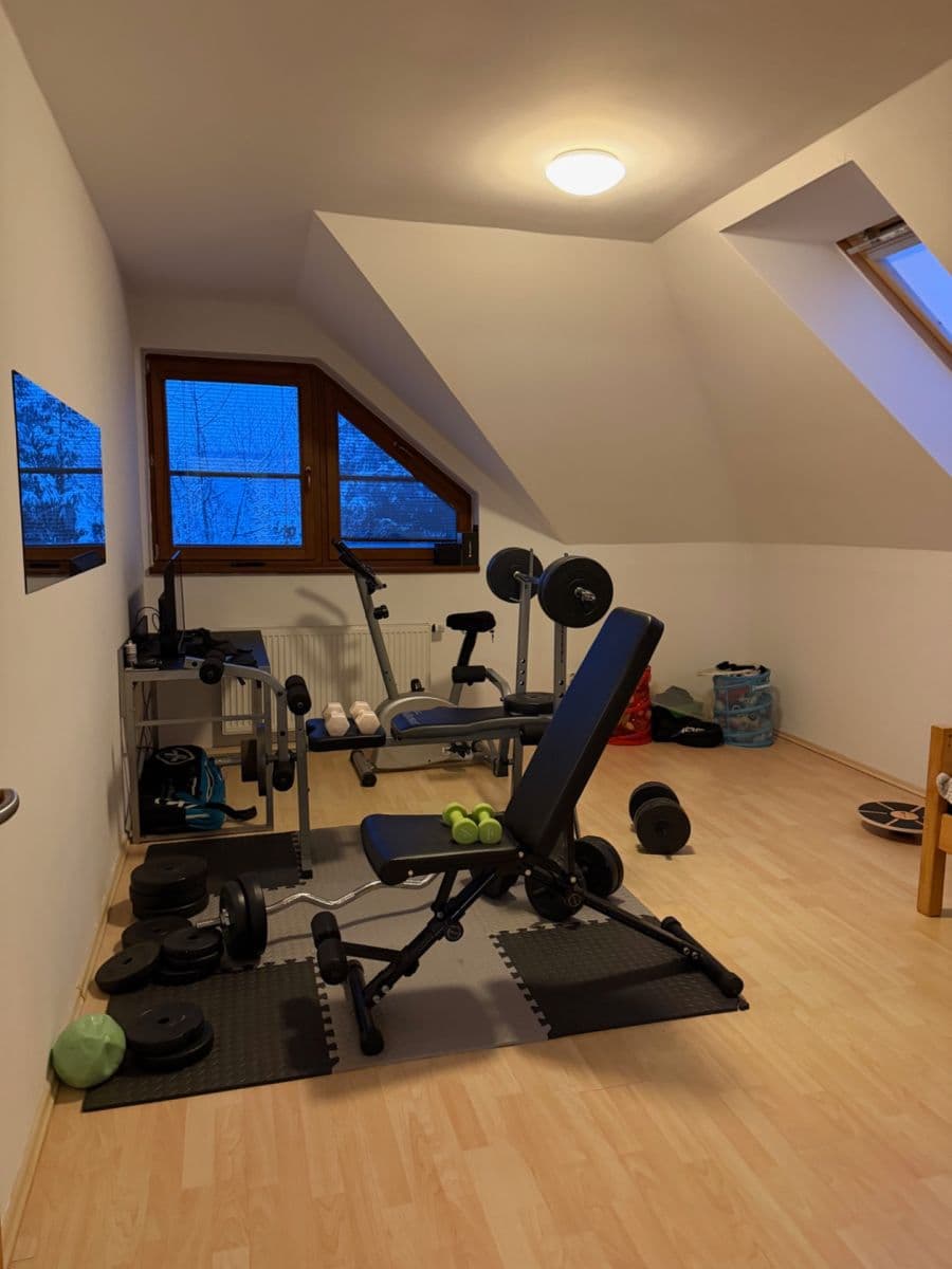 Pronájem domu 279 m², pozemek 659 m², Edvarda Beneše, Horoměřice, Středočeský kraj Pronájem domu 279 m², pozemek 659 m², Edvarda Beneše, Horoměřice, Středočeský kraj