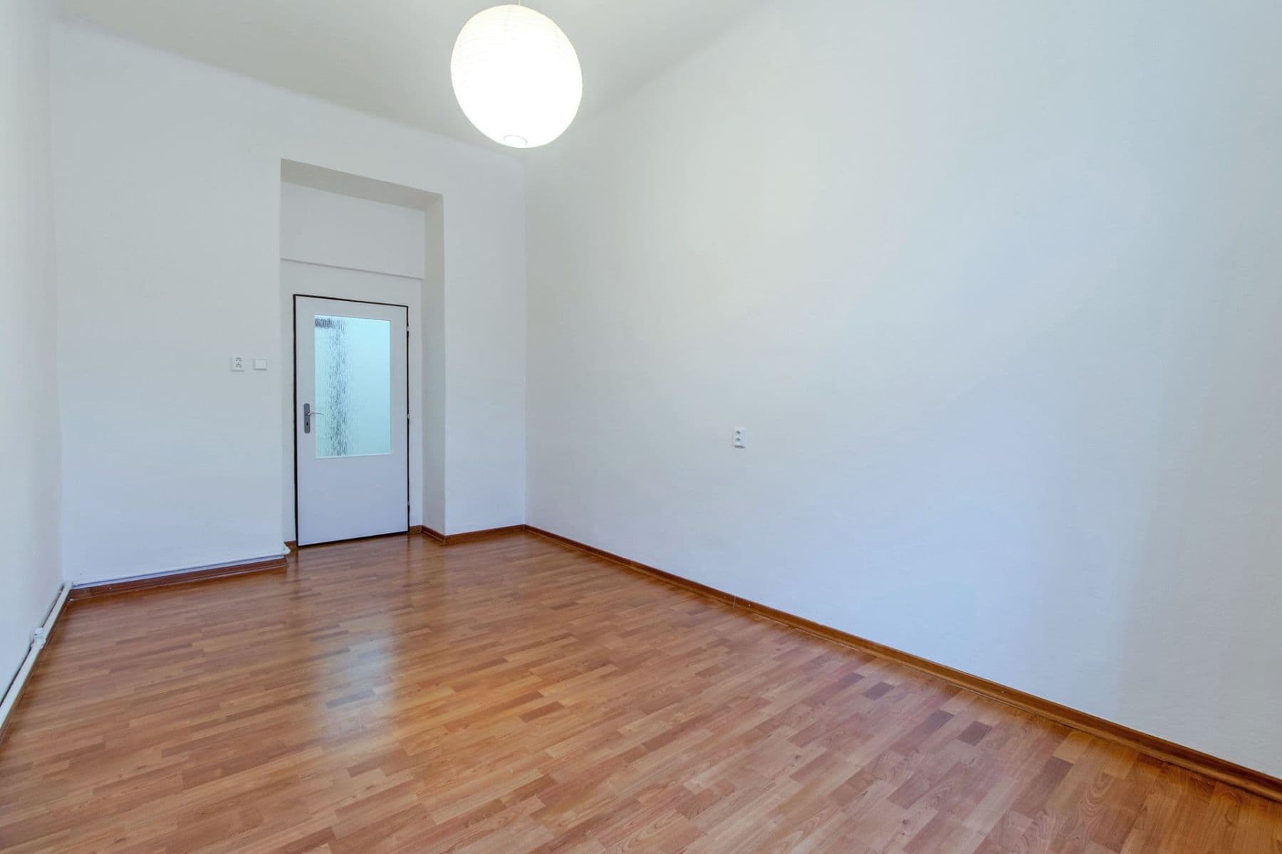 Pronájem bytu 3+1 64 m², Na rozcestí, Praha, Praha Pronájem bytu 3+1 64 m², Na rozcestí, Praha, Praha