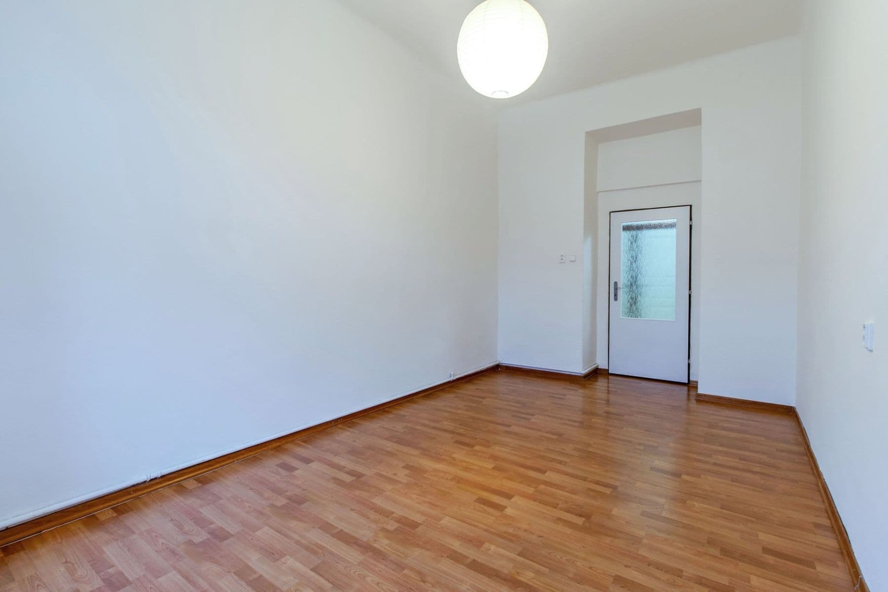 Pronájem bytu 3+1 64 m², Na rozcestí, Praha, Praha Pronájem bytu 3+1 64 m², Na rozcestí, Praha, Praha