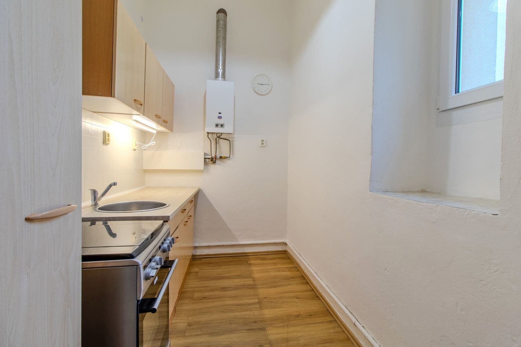 Pronájem bytu 3+1 64 m², Na rozcestí, Praha, Praha Pronájem bytu 3+1 64 m², Na rozcestí, Praha, Praha