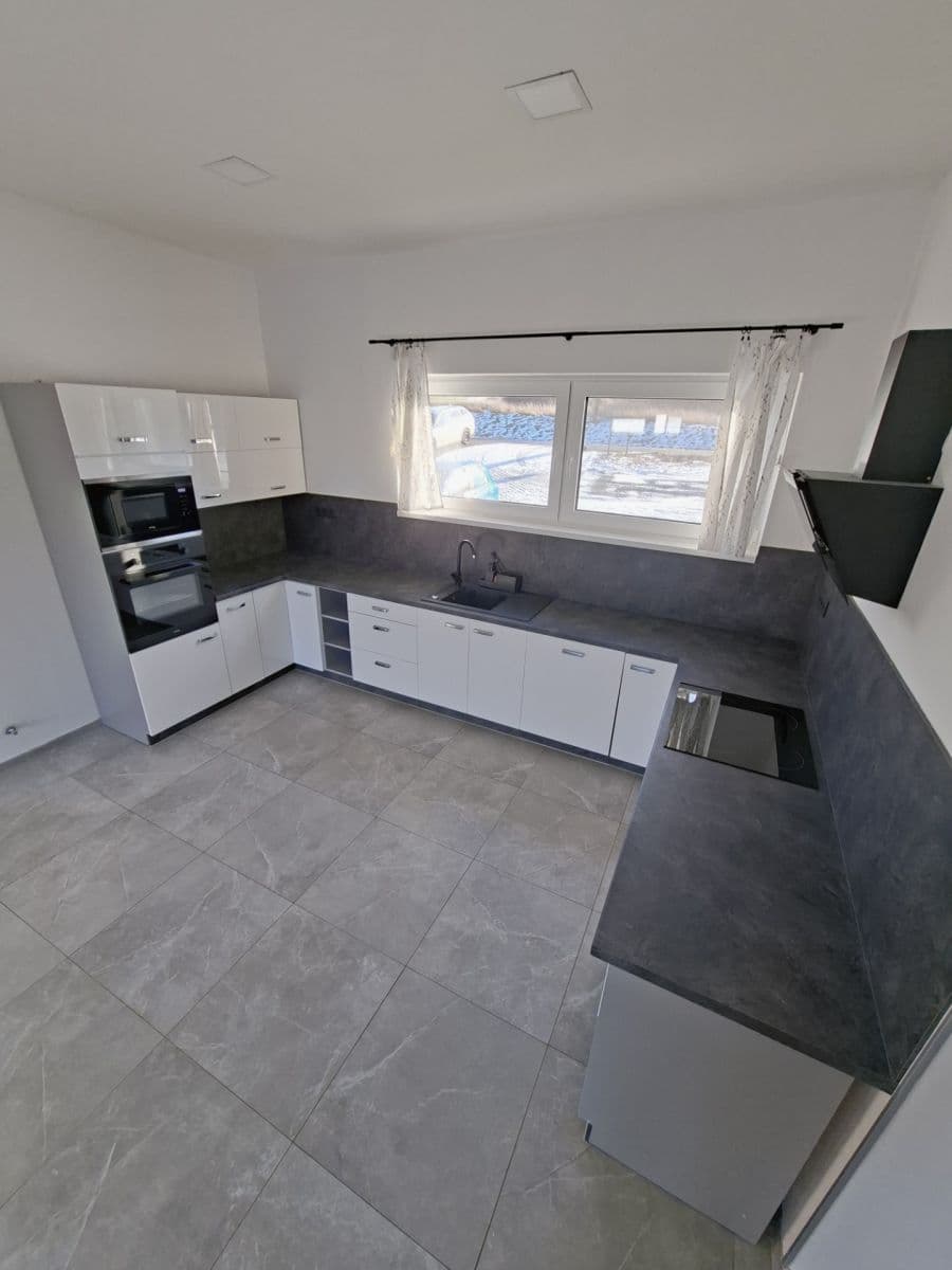 Pronájem domu 154 m², pozemek 878 m², Nezabylice, Ústecký kraj Pronájem domu 154 m², pozemek 878 m², Nezabylice, Ústecký kraj