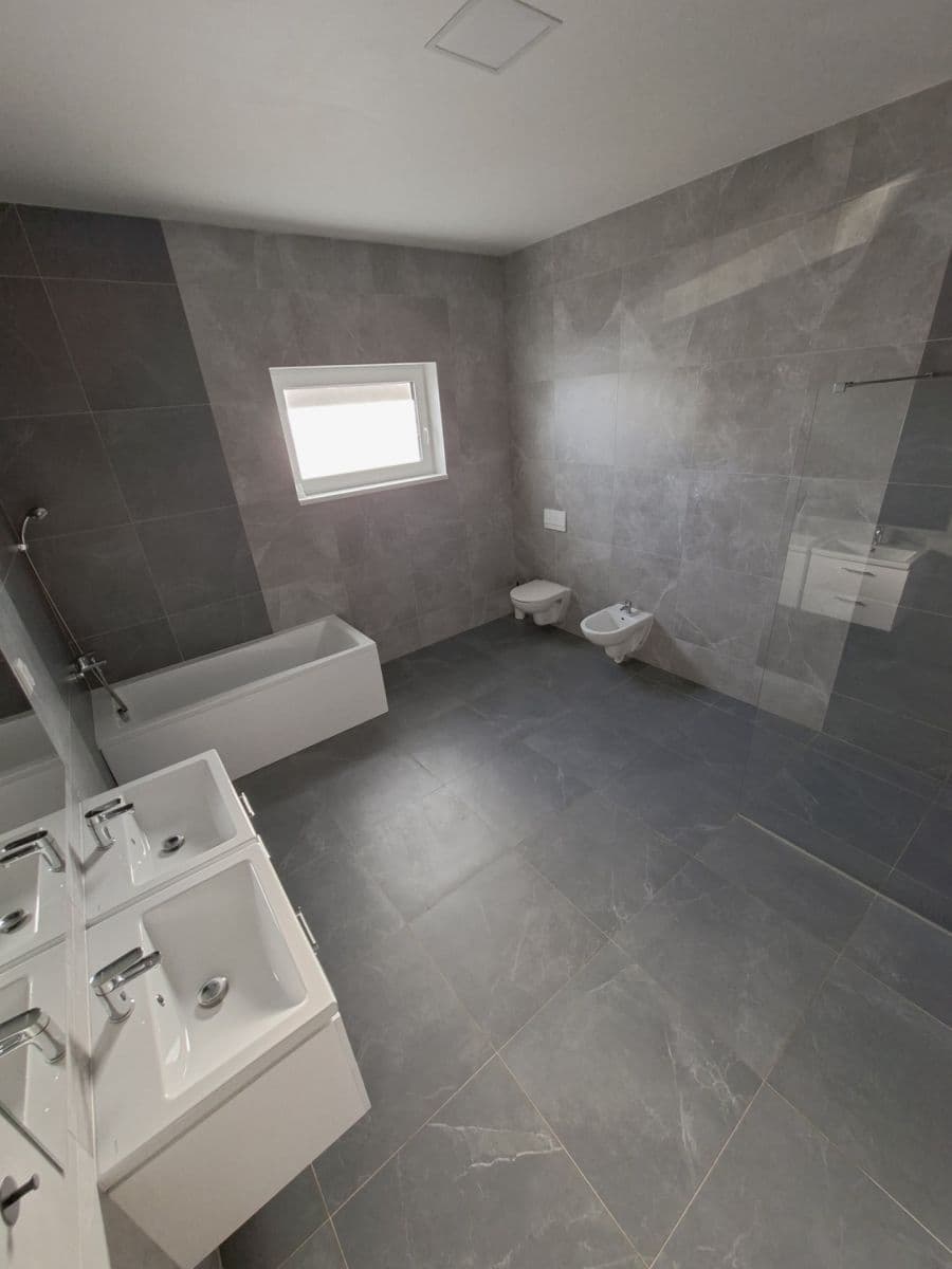 Pronájem domu 154 m², pozemek 878 m², Nezabylice, Ústecký kraj Pronájem domu 154 m², pozemek 878 m², Nezabylice, Ústecký kraj