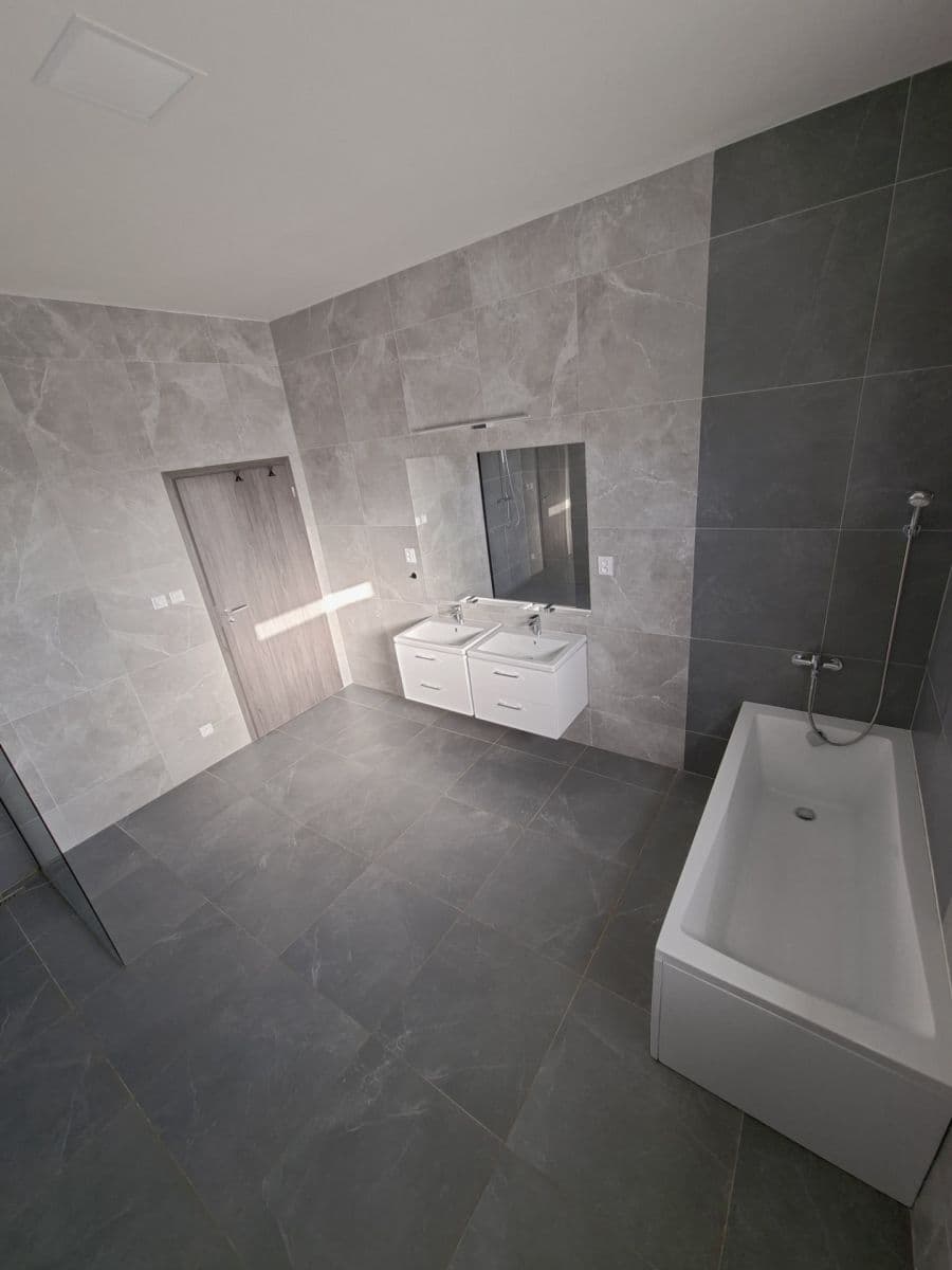 Pronájem domu 154 m², pozemek 878 m², Nezabylice, Ústecký kraj Pronájem domu 154 m², pozemek 878 m², Nezabylice, Ústecký kraj