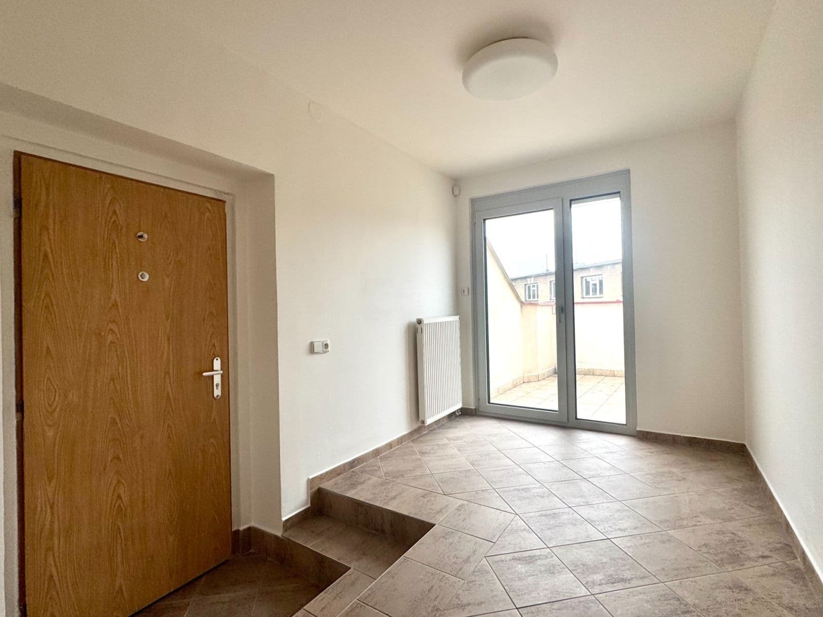 Pronájem bytu 4+1 138 m², Škroupovo náměstí, Praha, Praha Pronájem bytu 4+1 138 m², Škroupovo náměstí, Praha, Praha