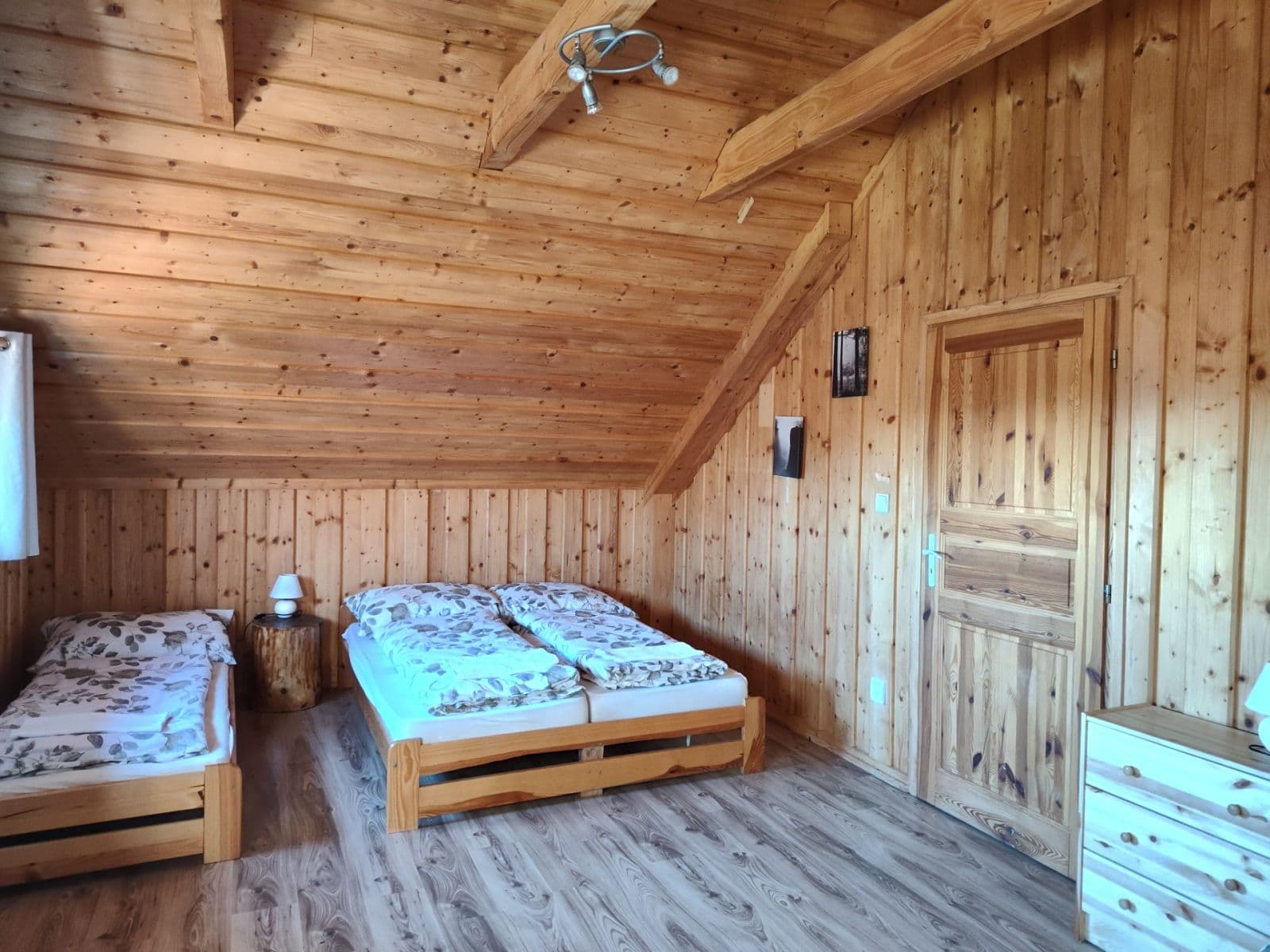 Prodej domu 146 m², pozemek 1.200 m², Rohozná, Kraj Vysočina Prodej domu 146 m², pozemek 1.200 m², Rohozná, Kraj Vysočina