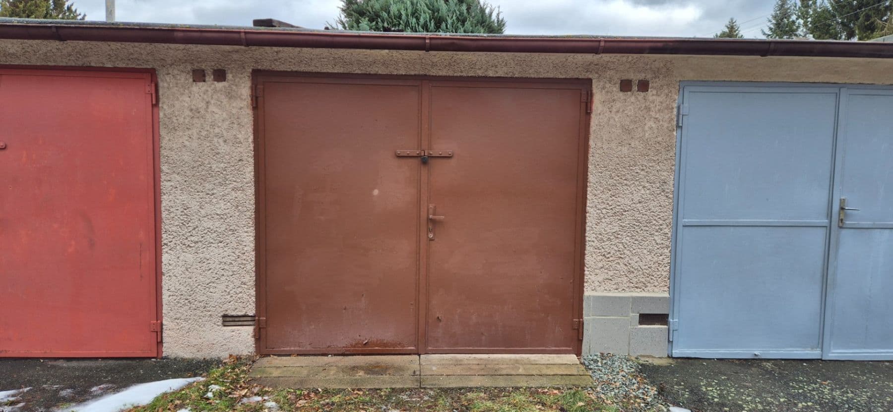 Prodej garáže 21 m², Náchod, Královéhradecký kraj Prodej garáže 21 m², Náchod, Královéhradecký kraj