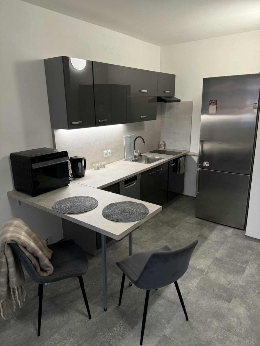 Prodej bytu 2+kk 42 m², Závodní, Děčín, Ústecký kraj Prodej bytu 2+kk 42 m², Závodní, Děčín, Ústecký kraj