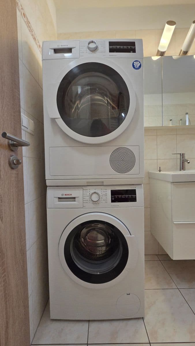 Pronájem bytu 3+kk 85 m², Marešova, Praha, Praha Pronájem bytu 3+kk 85 m², Marešova, Praha, Praha