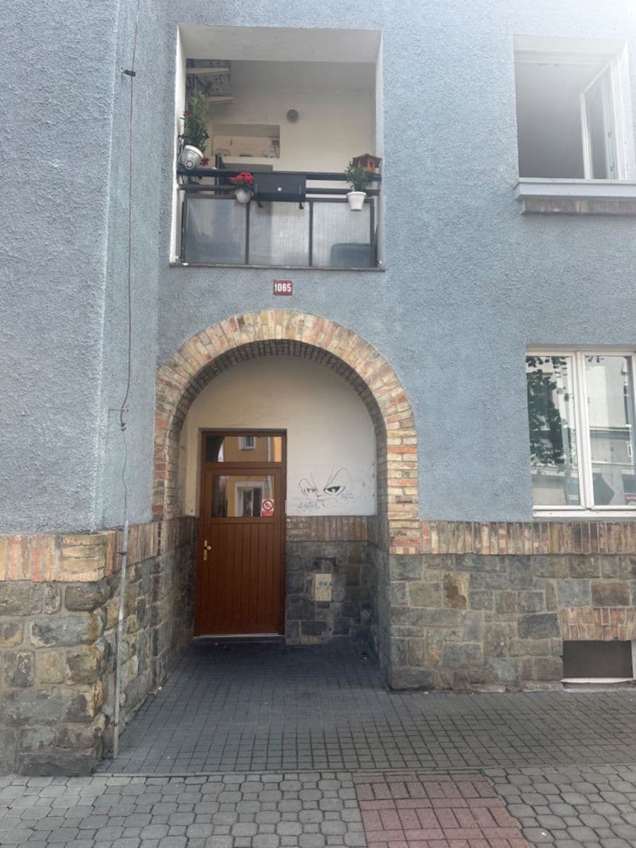 Pronájem bytu 2+kk 1 m², Husova, Louny, Ústecký kraj Pronájem bytu 2+kk 1 m², Husova, Louny, Ústecký kraj