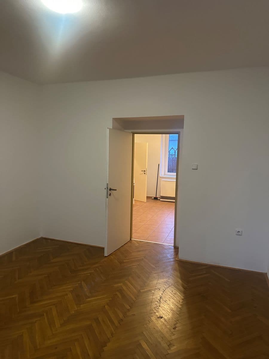 Pronájem bytu 2+kk 1 m², Husova, Louny, Ústecký kraj Pronájem bytu 2+kk 1 m², Husova, Louny, Ústecký kraj