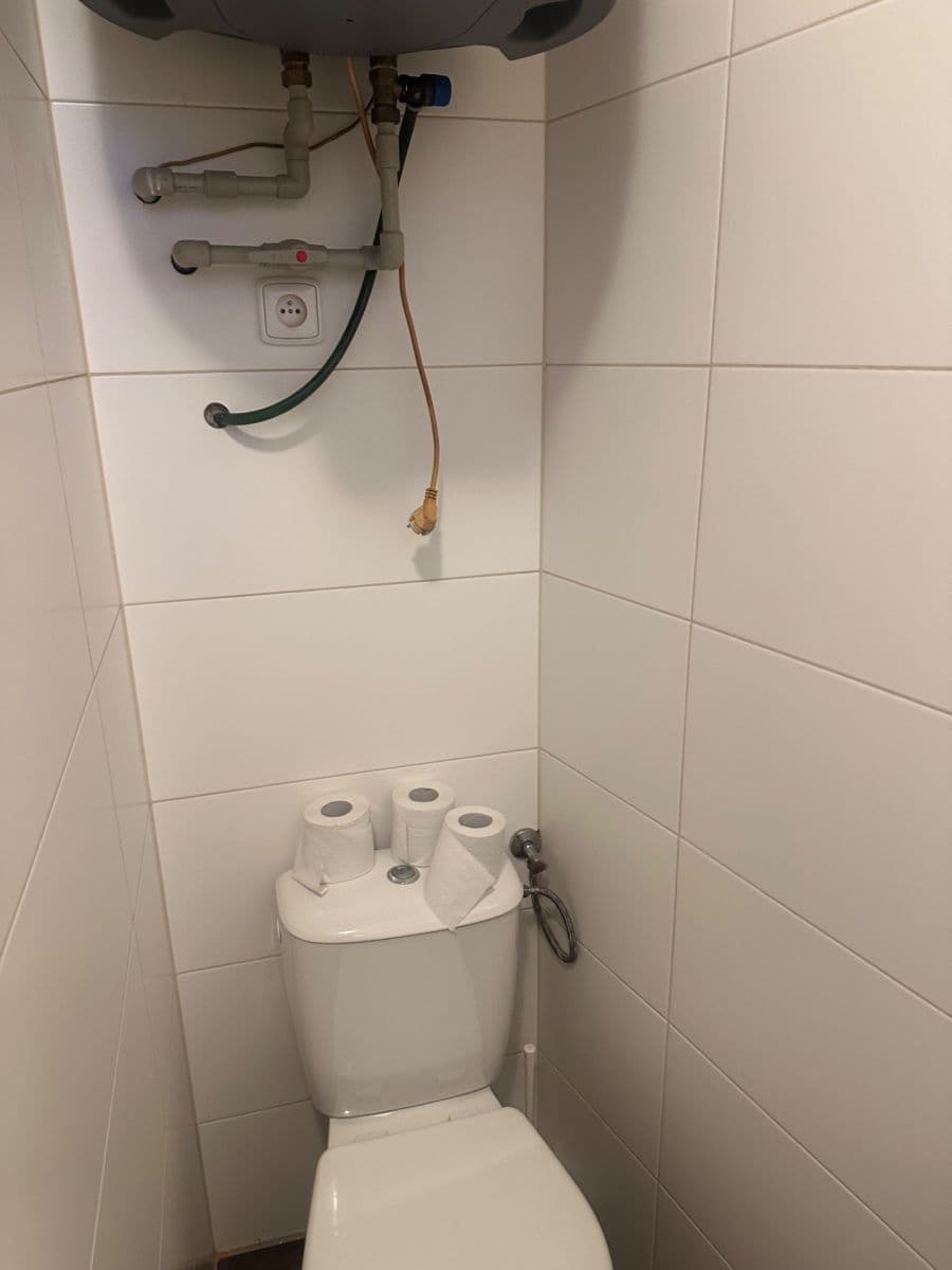 Pronájem bytu 2+kk 1 m², Husova, Louny, Ústecký kraj Pronájem bytu 2+kk 1 m², Husova, Louny, Ústecký kraj