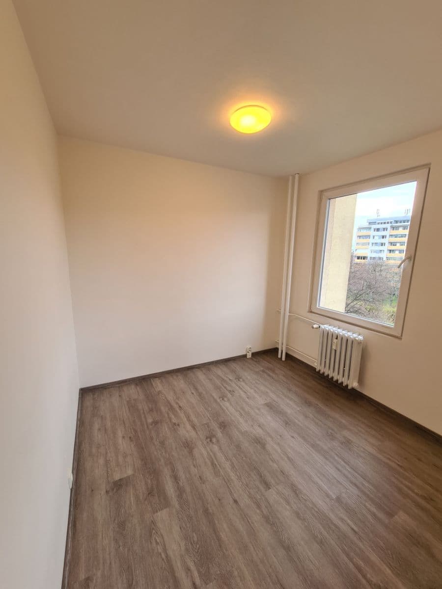 Pronájem bytu 3+kk 58 m², Křenická, Praha, Praha Pronájem bytu 3+kk 58 m², Křenická, Praha, Praha