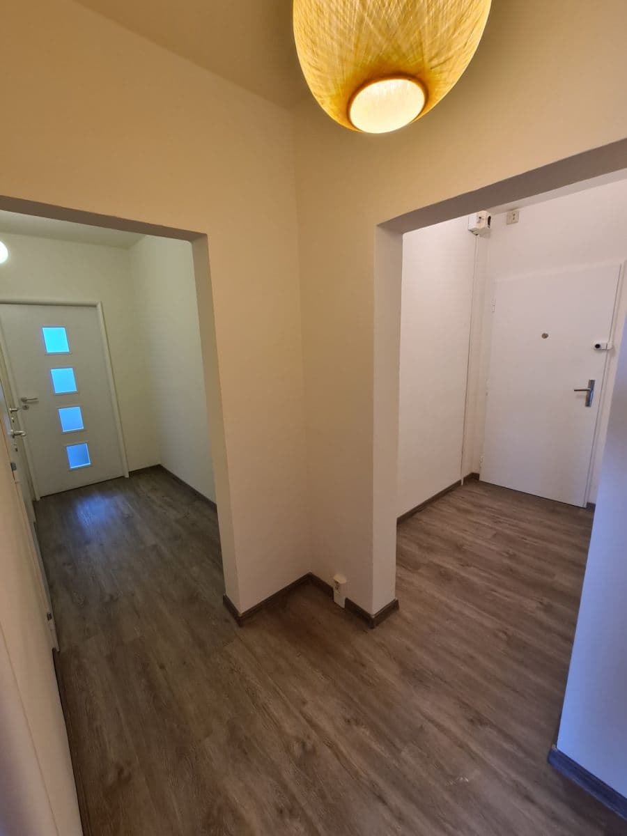 Pronájem bytu 3+kk 58 m², Křenická, Praha, Praha Pronájem bytu 3+kk 58 m², Křenická, Praha, Praha