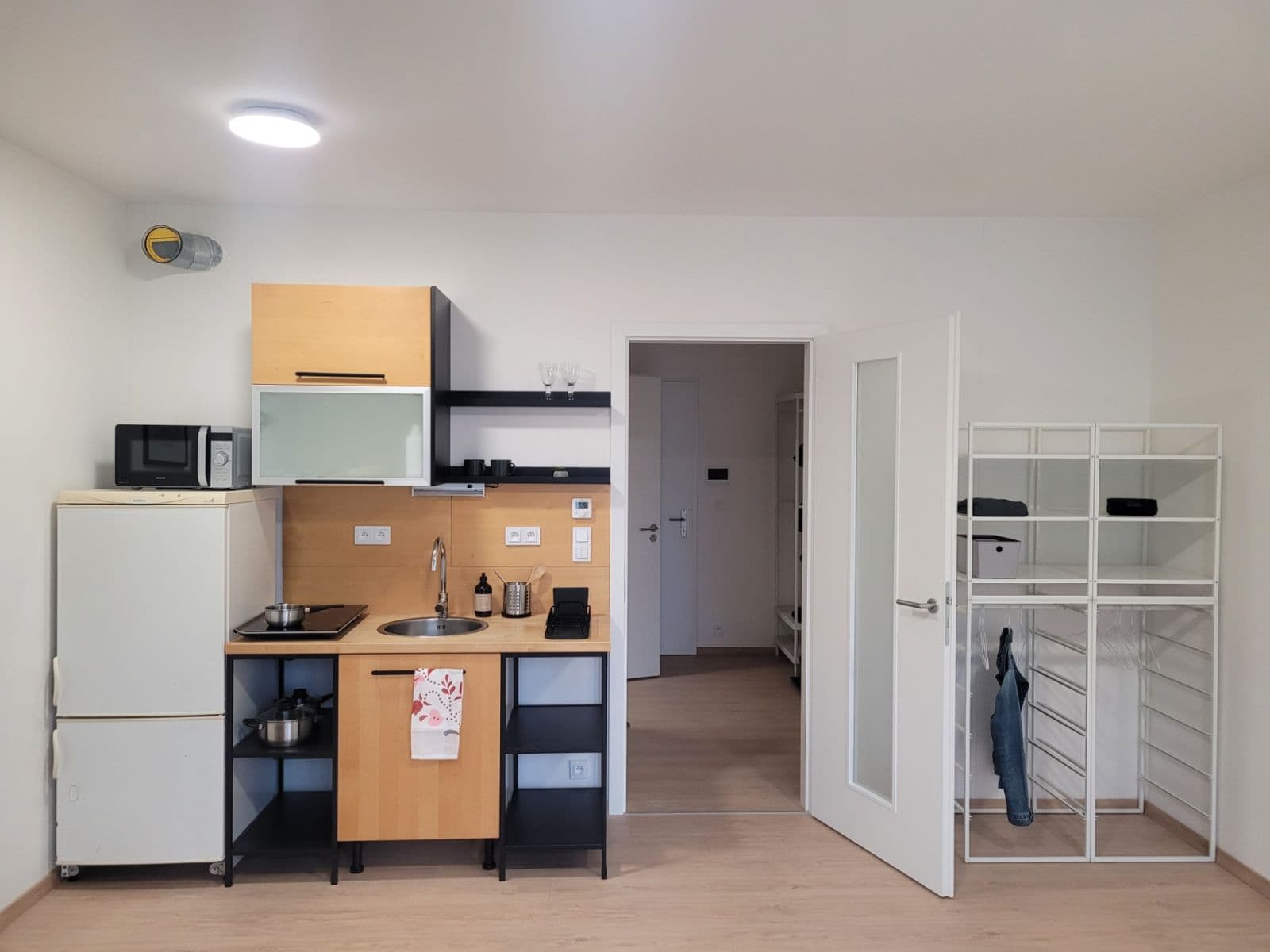 Pronájem bytu 1+kk 33 m², Cihlářská, Hostivice, Středočeský kraj Pronájem bytu 1+kk 33 m², Cihlářská, Hostivice, Středočeský kraj